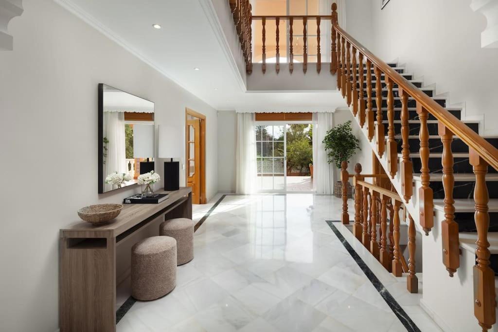 Treetops - Family With Heated Pool In Villa