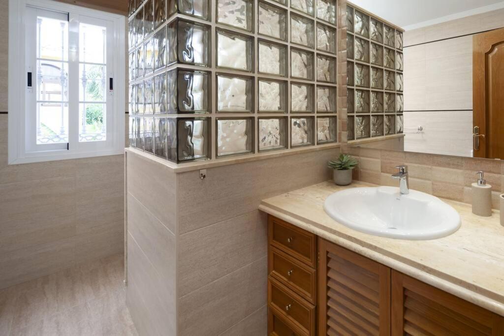 Villa Treetops - Family With Heated Pool In Marbella