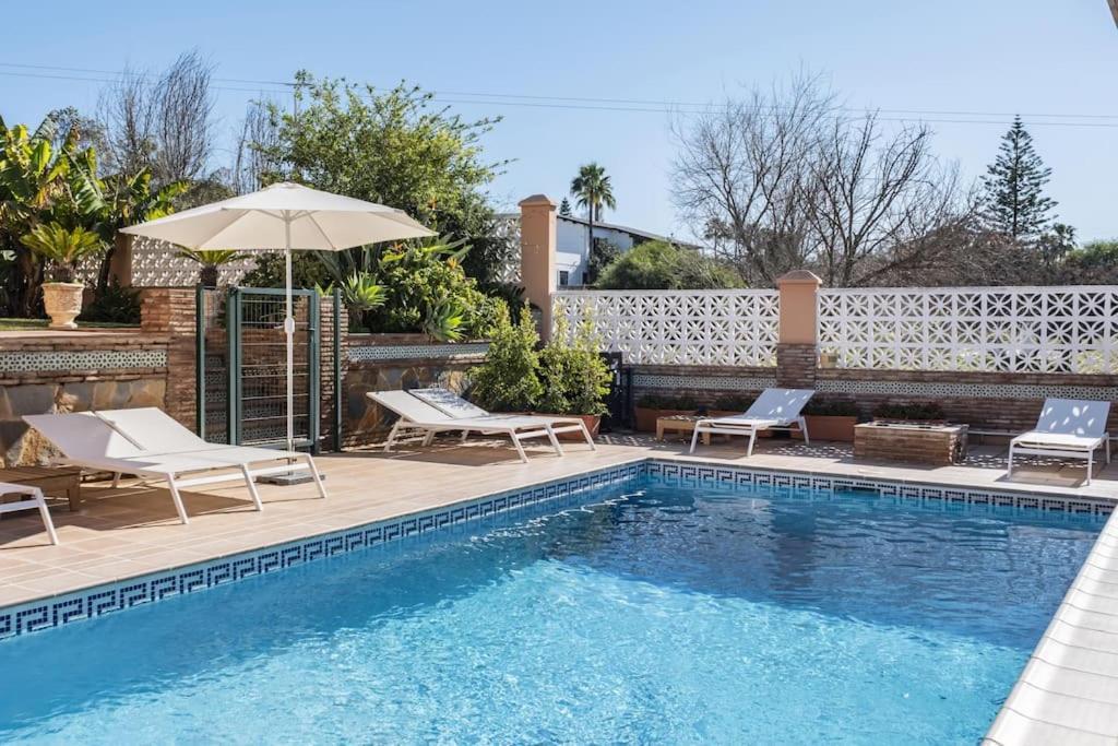 Treetops - Family With Heated Pool In
