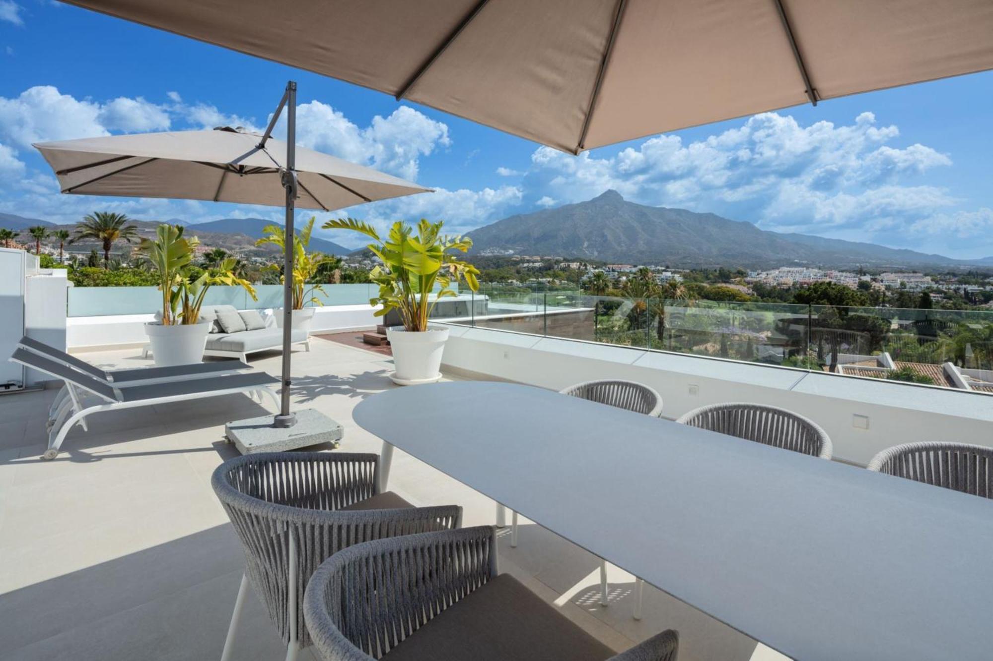 Pousada Vacation I Almost Heaven, New Built Villa, Rooftop Jacuzzi, Infinity Heated Pool *