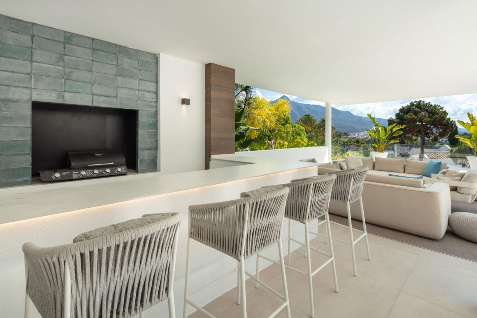 Pousada Vacation I Almost Heaven, New Built Villa, Rooftop Jacuzzi, Infinity Heated Pool Marbella