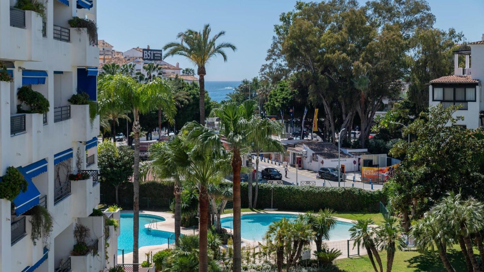Apartment Mediterranean Getaway Seaviews At Puerto Banus Marbella