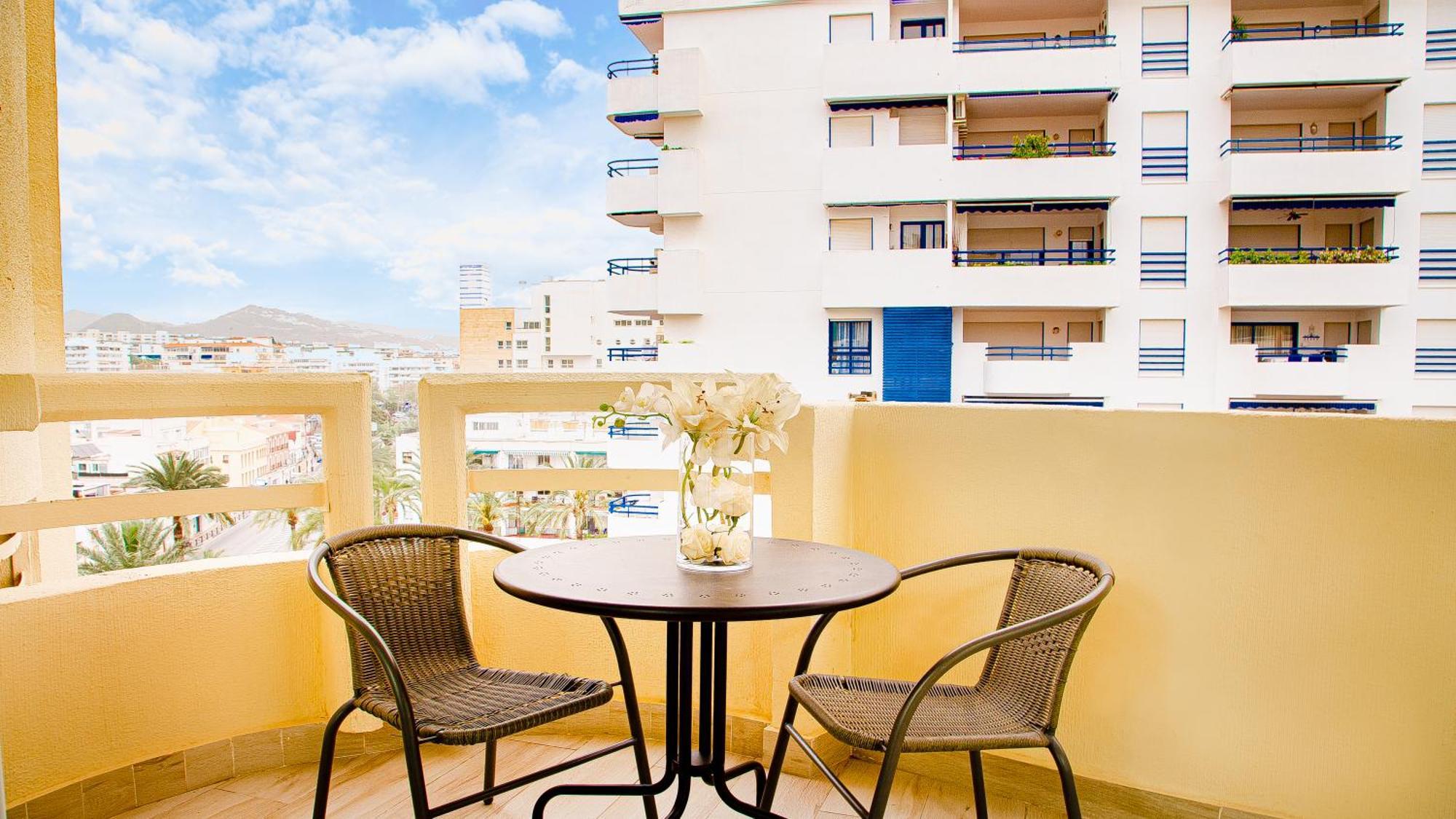 1ª Linea De Playa Marbell Center *