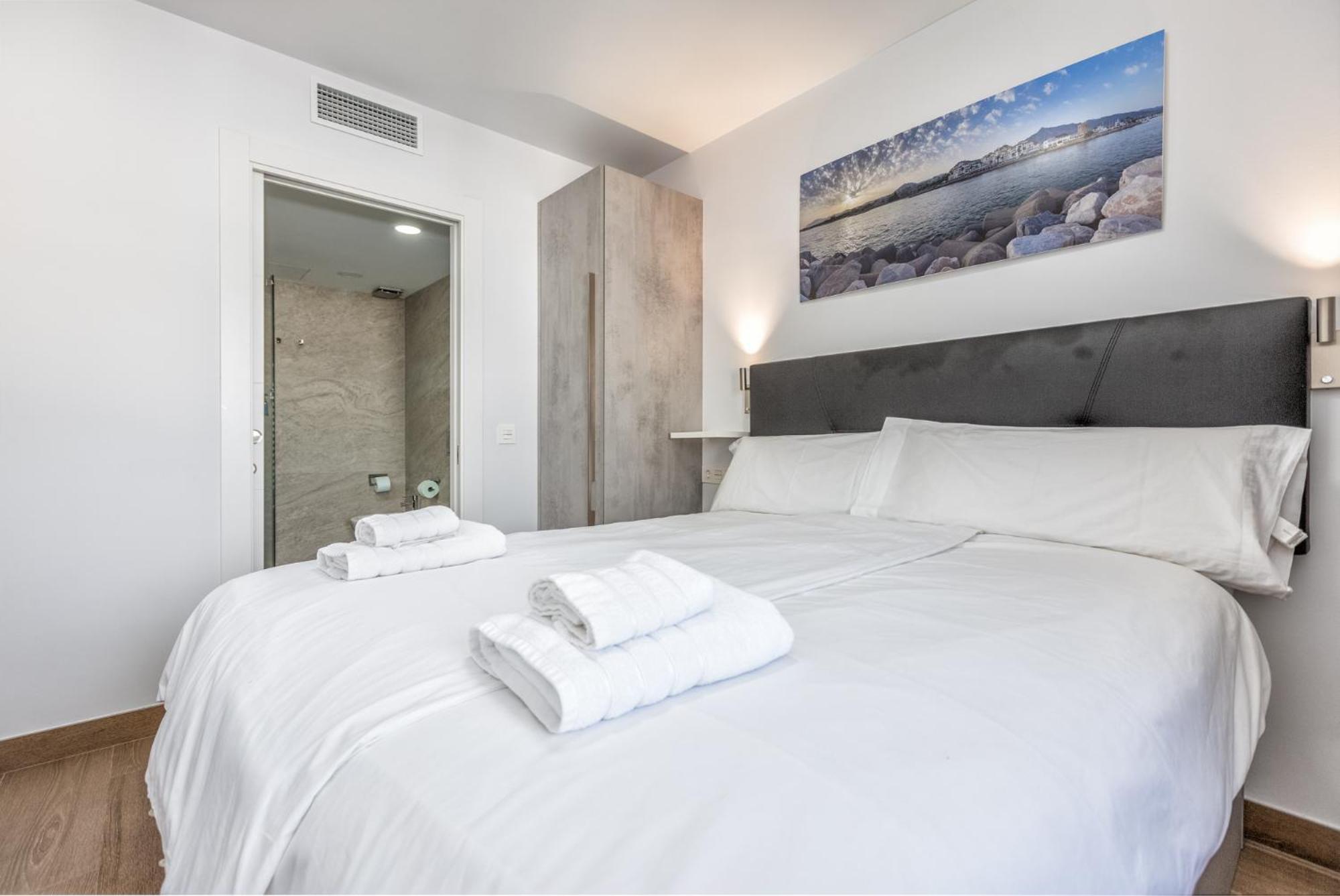 Lovely One Bedroom By The In Puerto Banus * Marbella