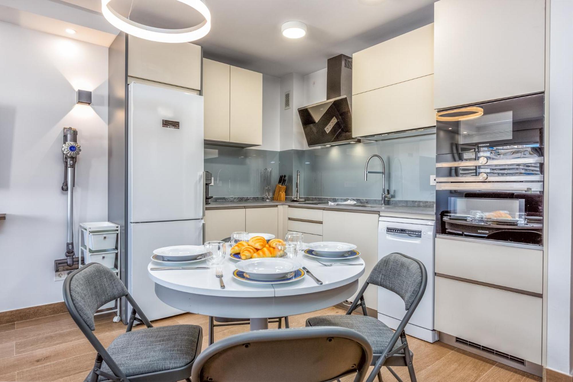 Lovely One Bedroom By The In Puerto Banus Appartement *