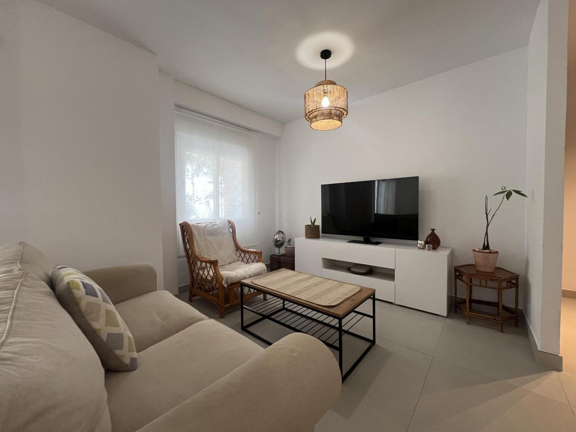 Central 2 By Homing