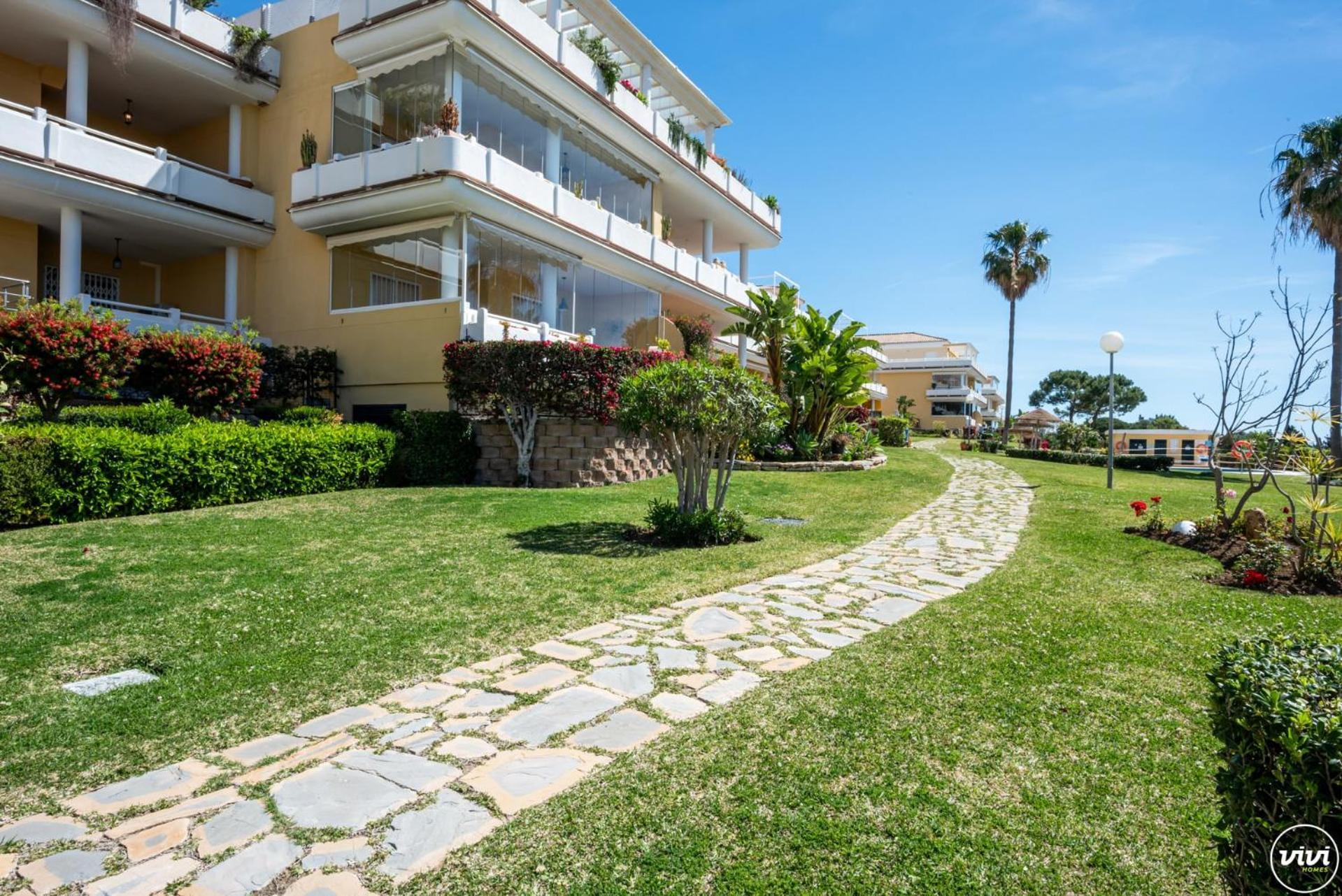 Vivi Homes - Rome Pool, Garden, Golf & * Marbella