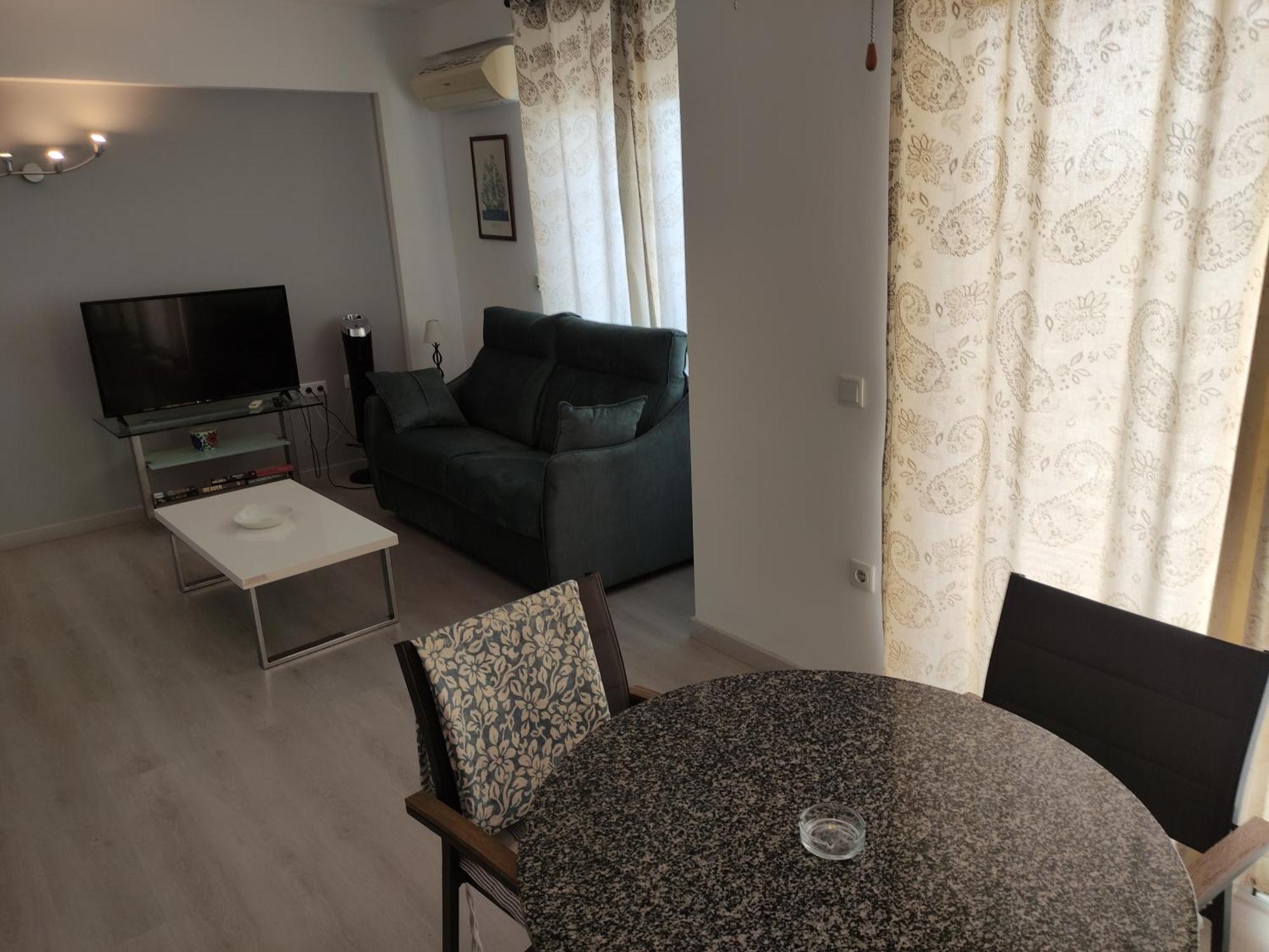 Apartment In First Line Apto 5-2 Marbella