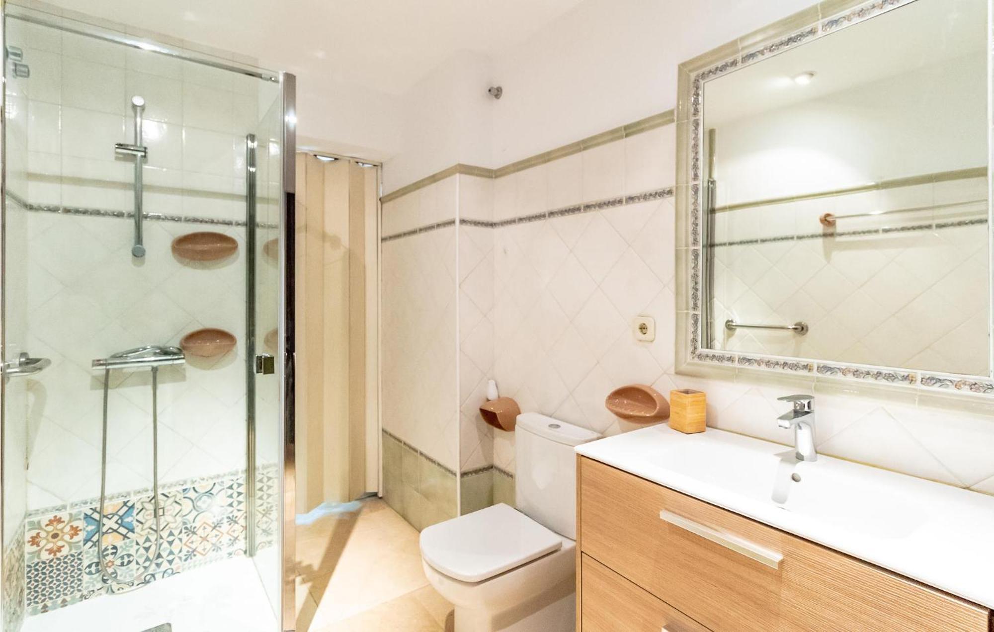 3 Bedroom Lovely In