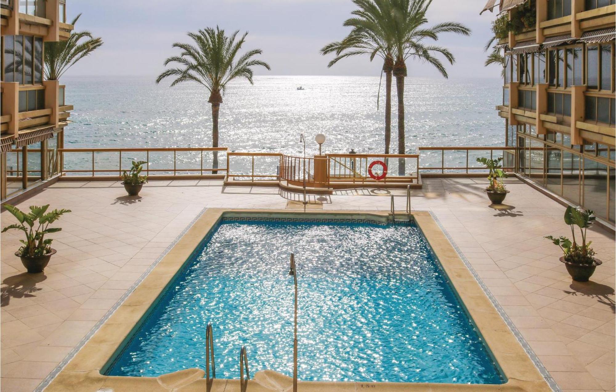 Apartamento 3 Bedroom Lovely In
