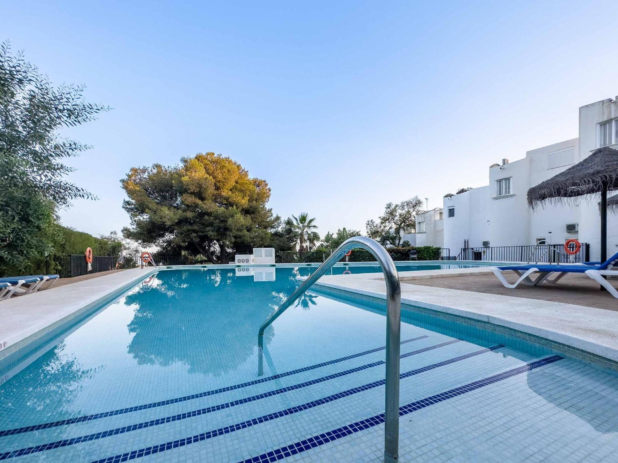 Apartamento 75-apartment With Views In Elviria, *