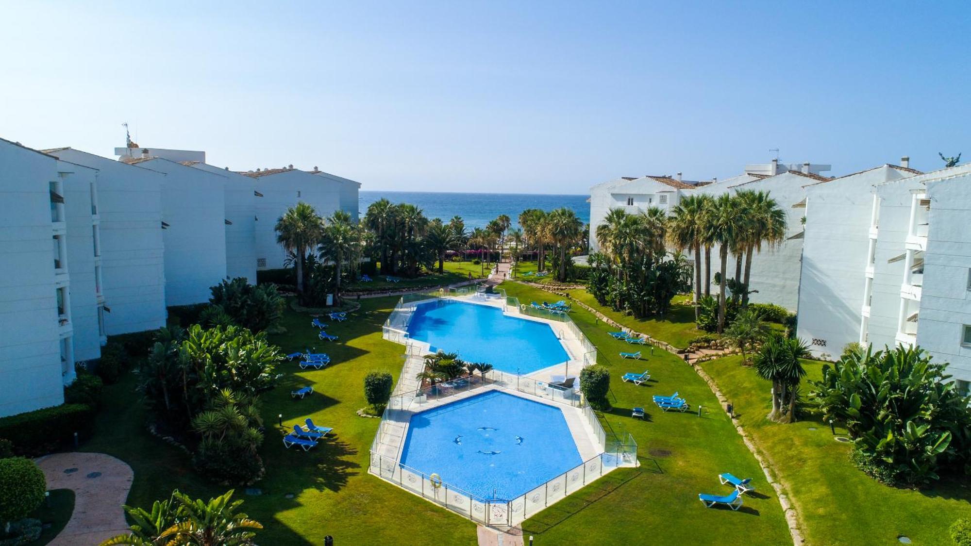 Banus - Banus Playa Rocio Beachfront Complex