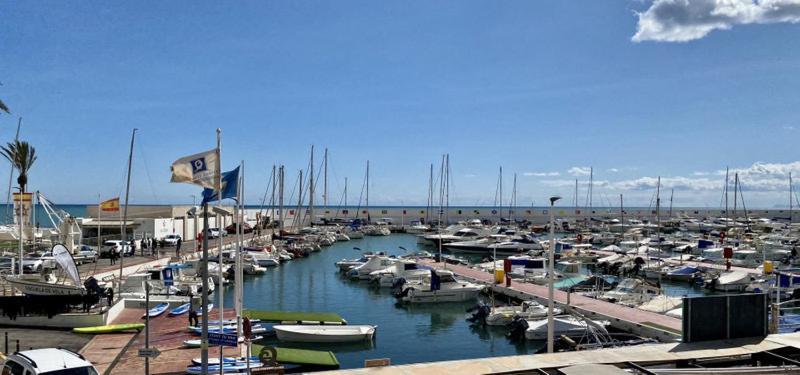 Apartamento Sea Views In Heart Of By The Beach