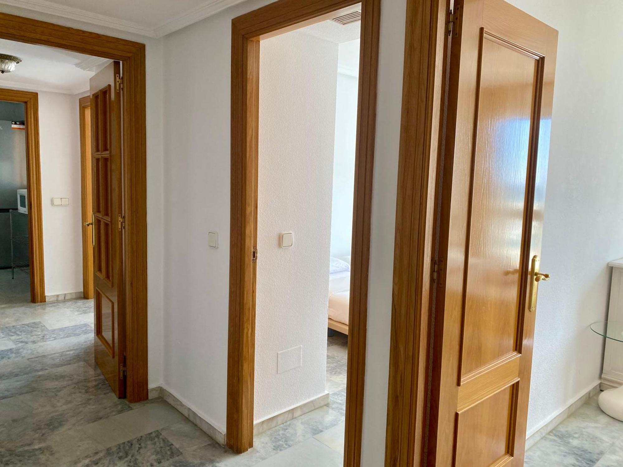 Apartment Seafront In With Pool And Garage *