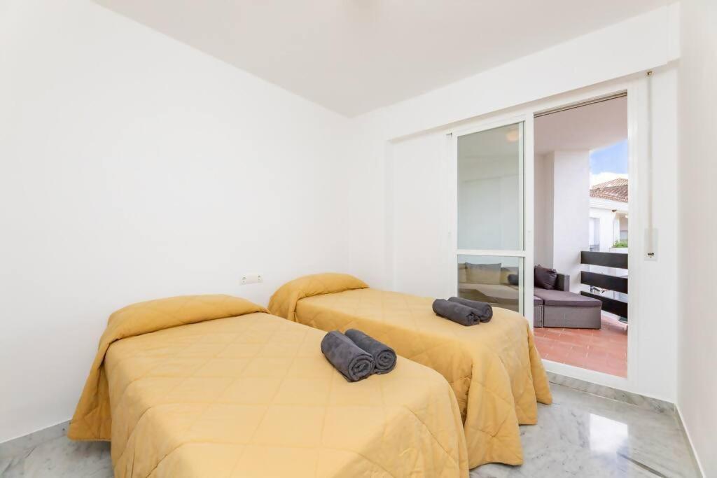 Lorcrisur Corner Ph 3 Bedroom