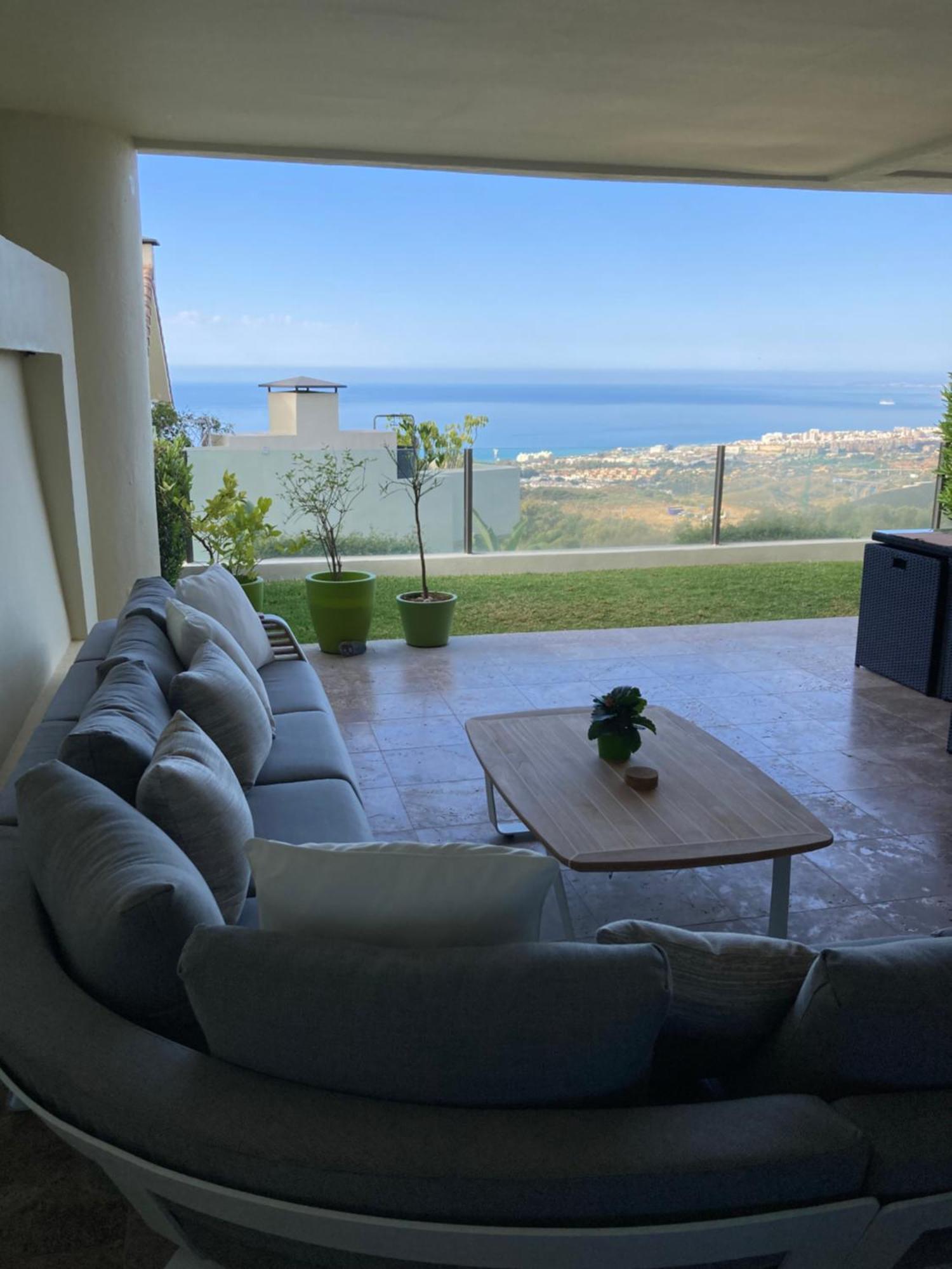 Monteros Hill Club