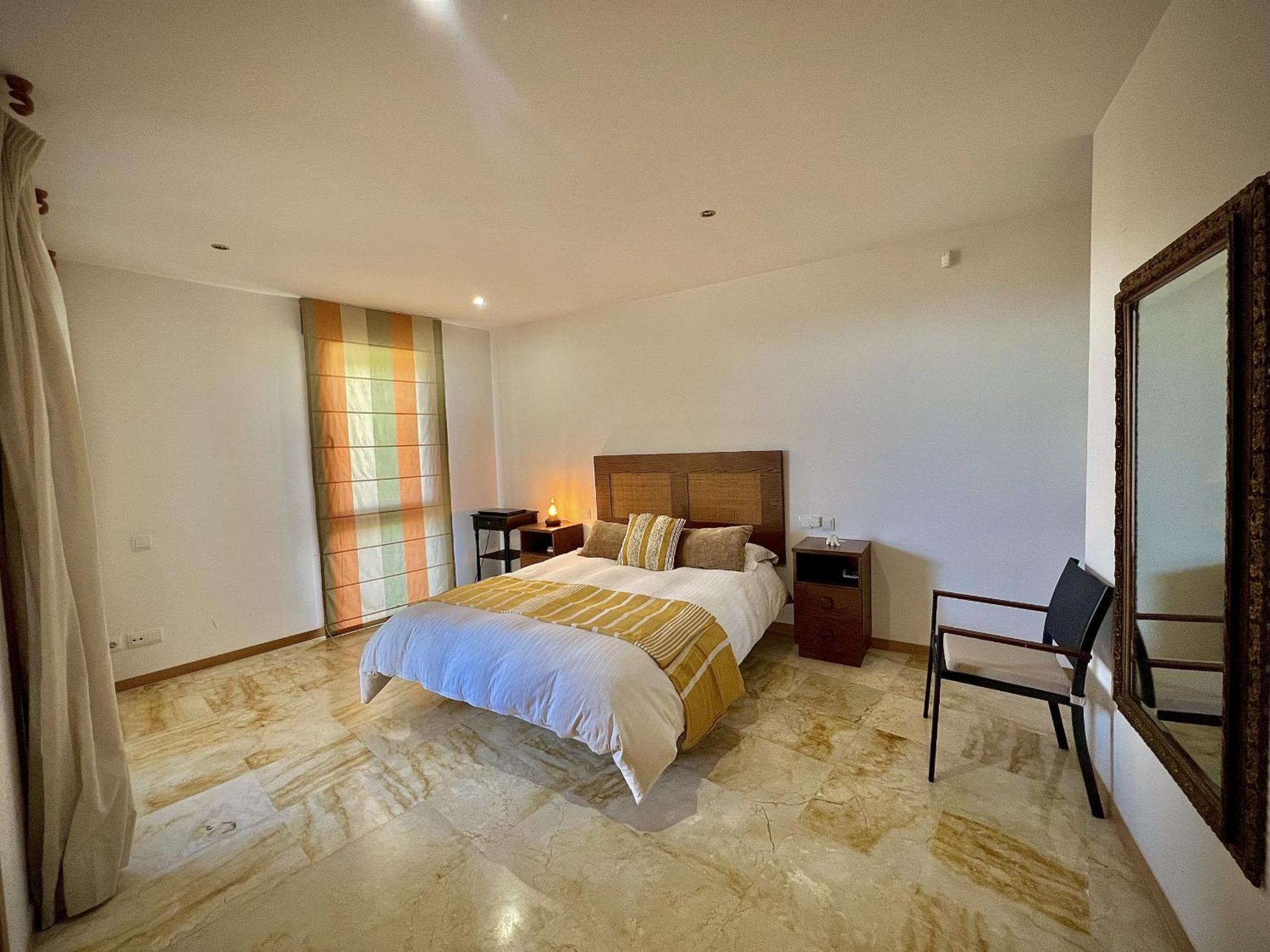 Appartement Los Monteros With Pool By Homing *