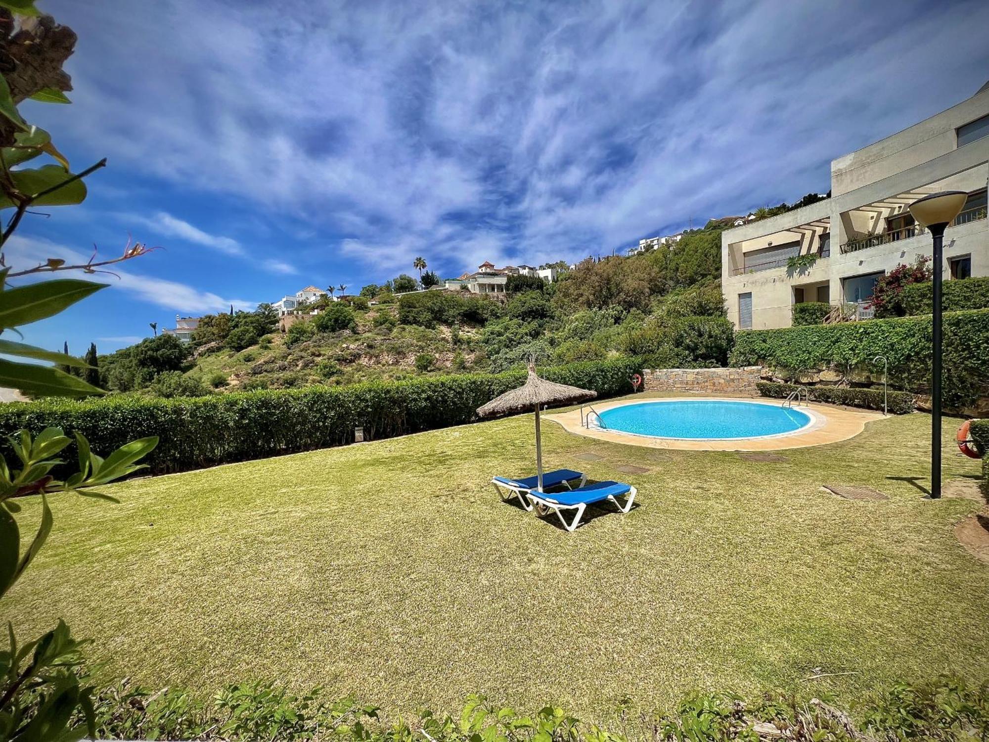 Los Monteros With Pool By Homing Marbella