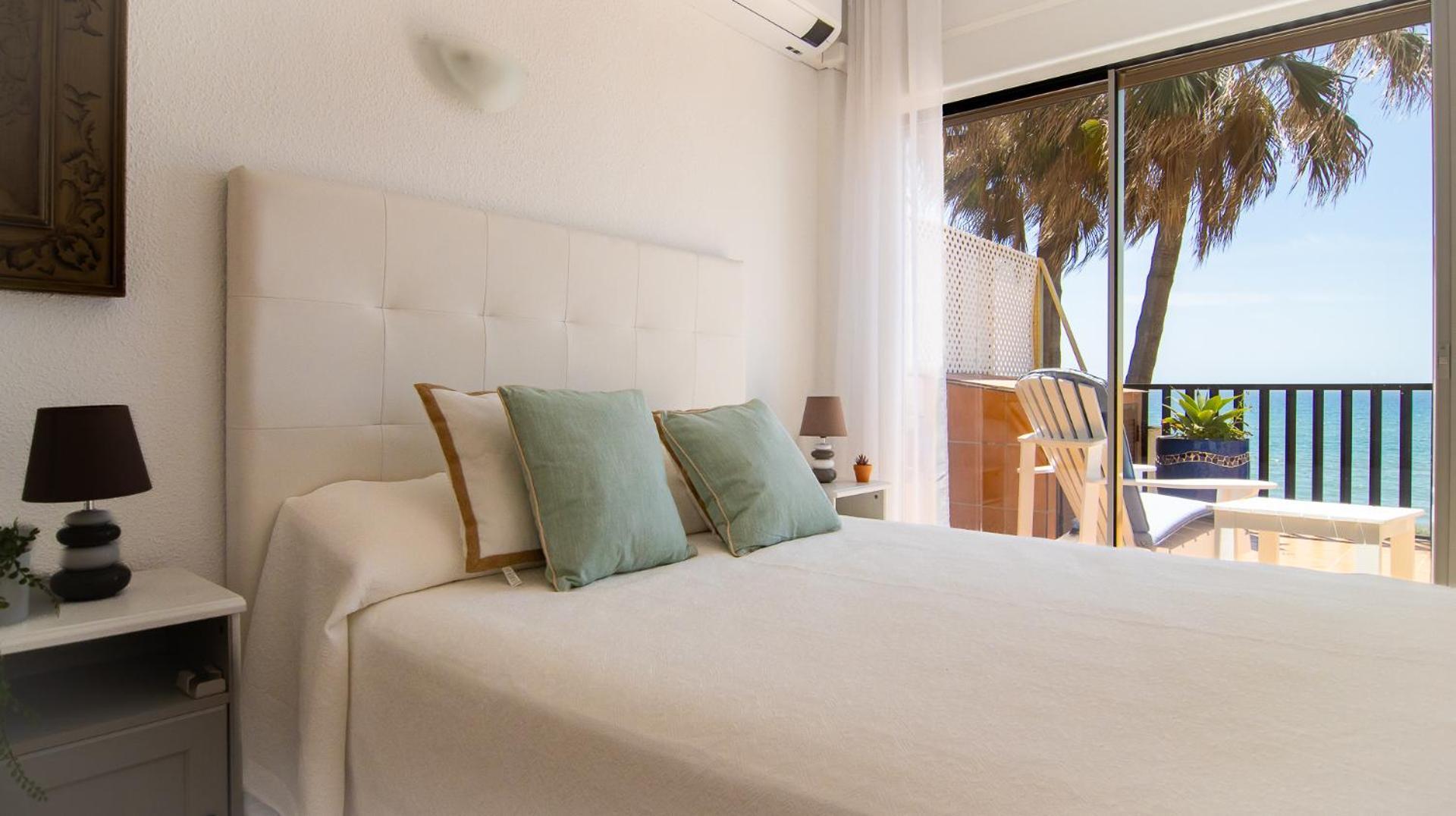 Oleholidays 921 Atico Romana Playa Vistas Al Mar Marbella