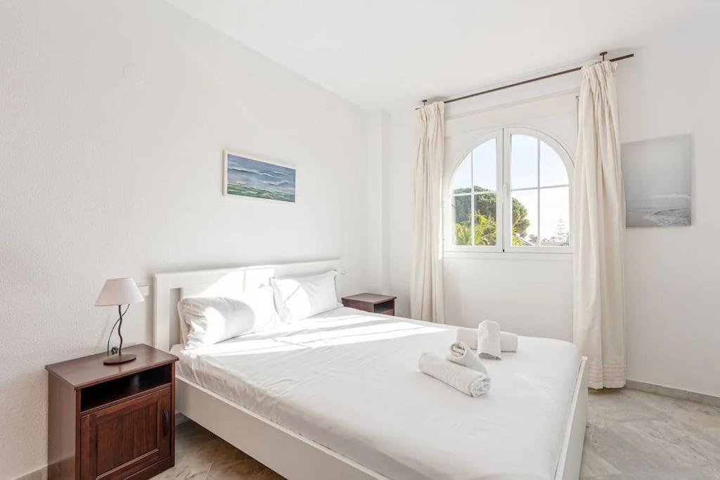 Apartment Alvarito Playa Front Marbella