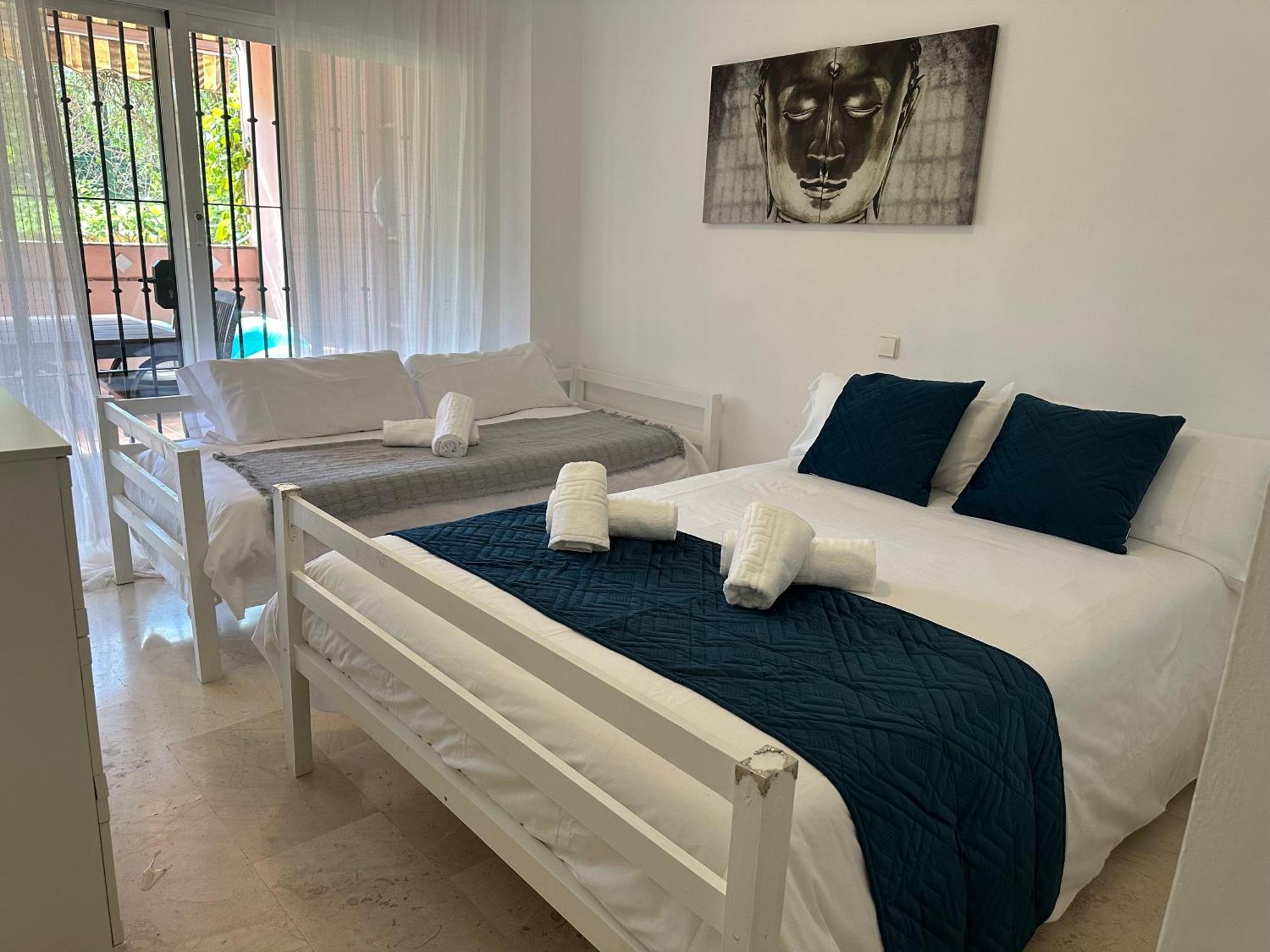 En Guadalmina Primera Linea De Campo De Golf Cartujanos Apartamento
