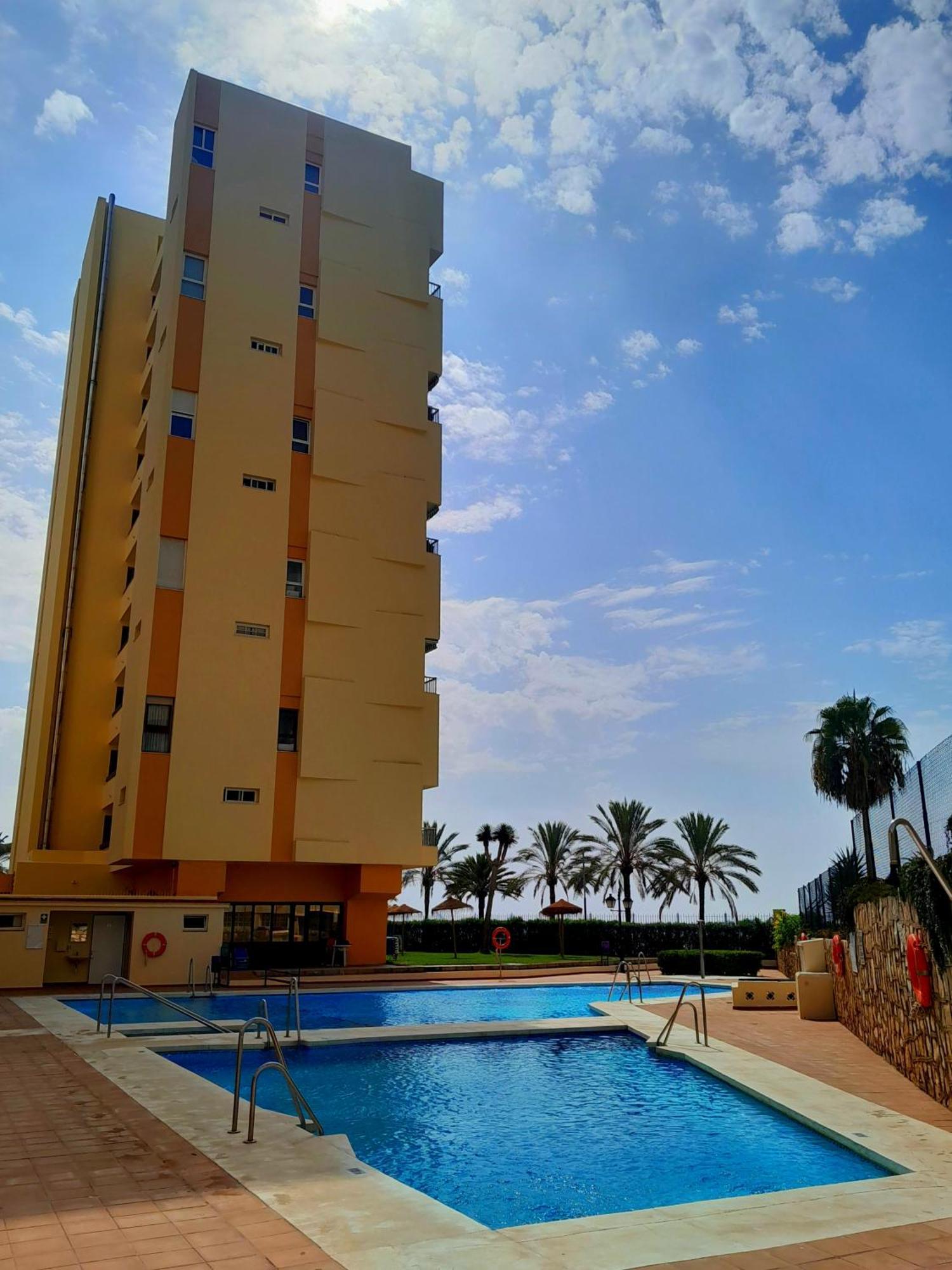 Seafront Apartment *
