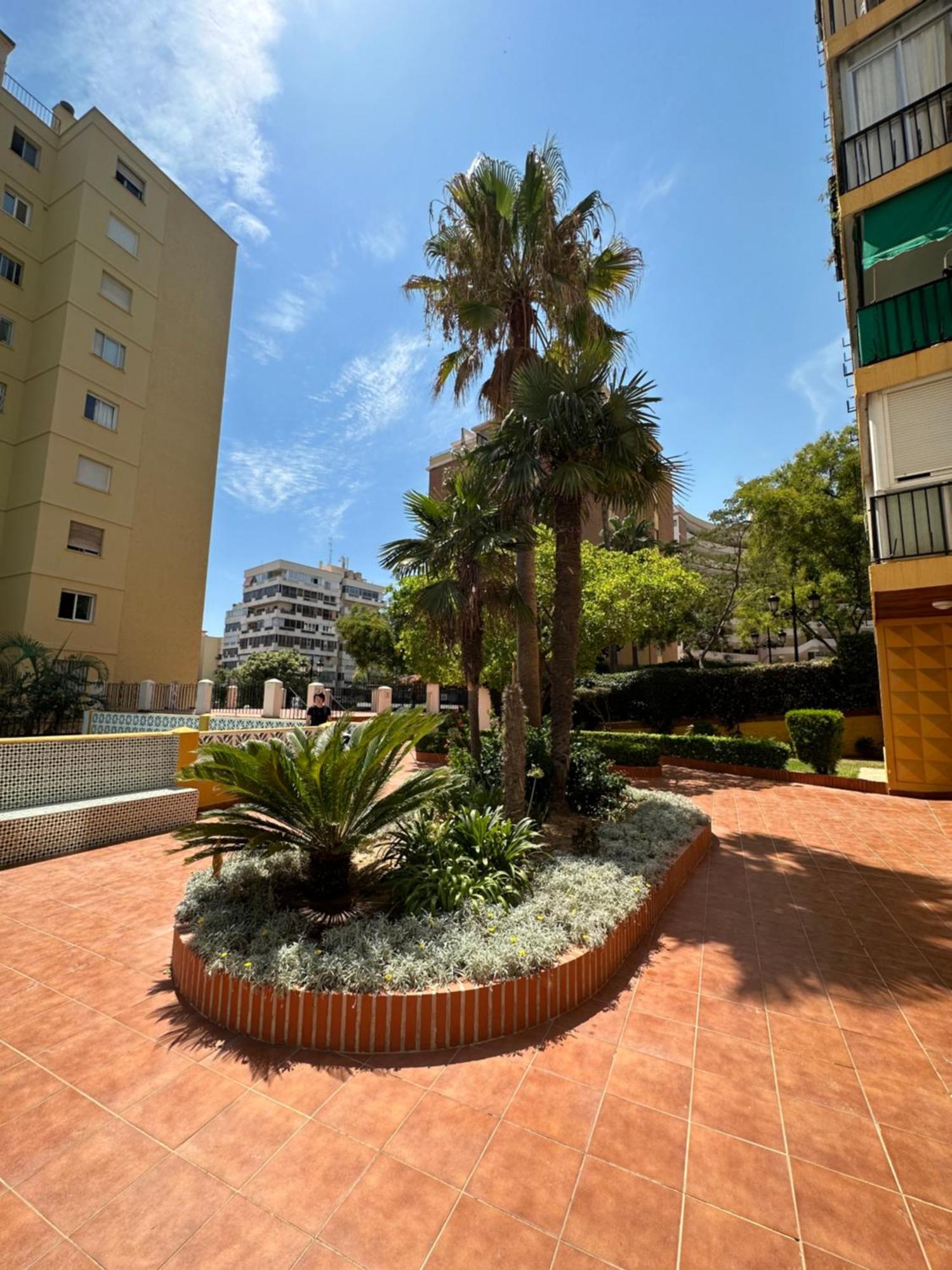 Moderno Centro De Apartment
