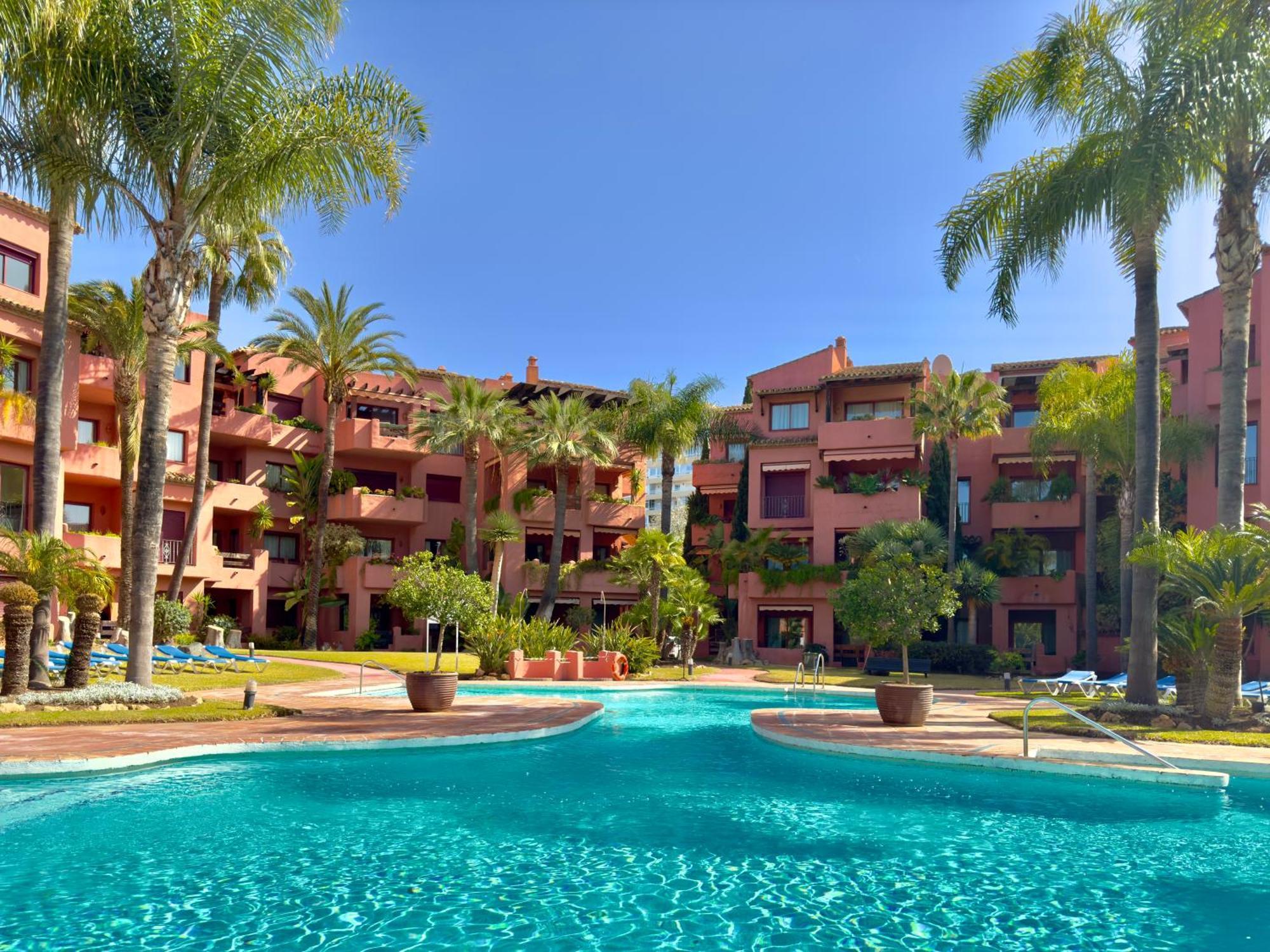 Apartment Alicate *