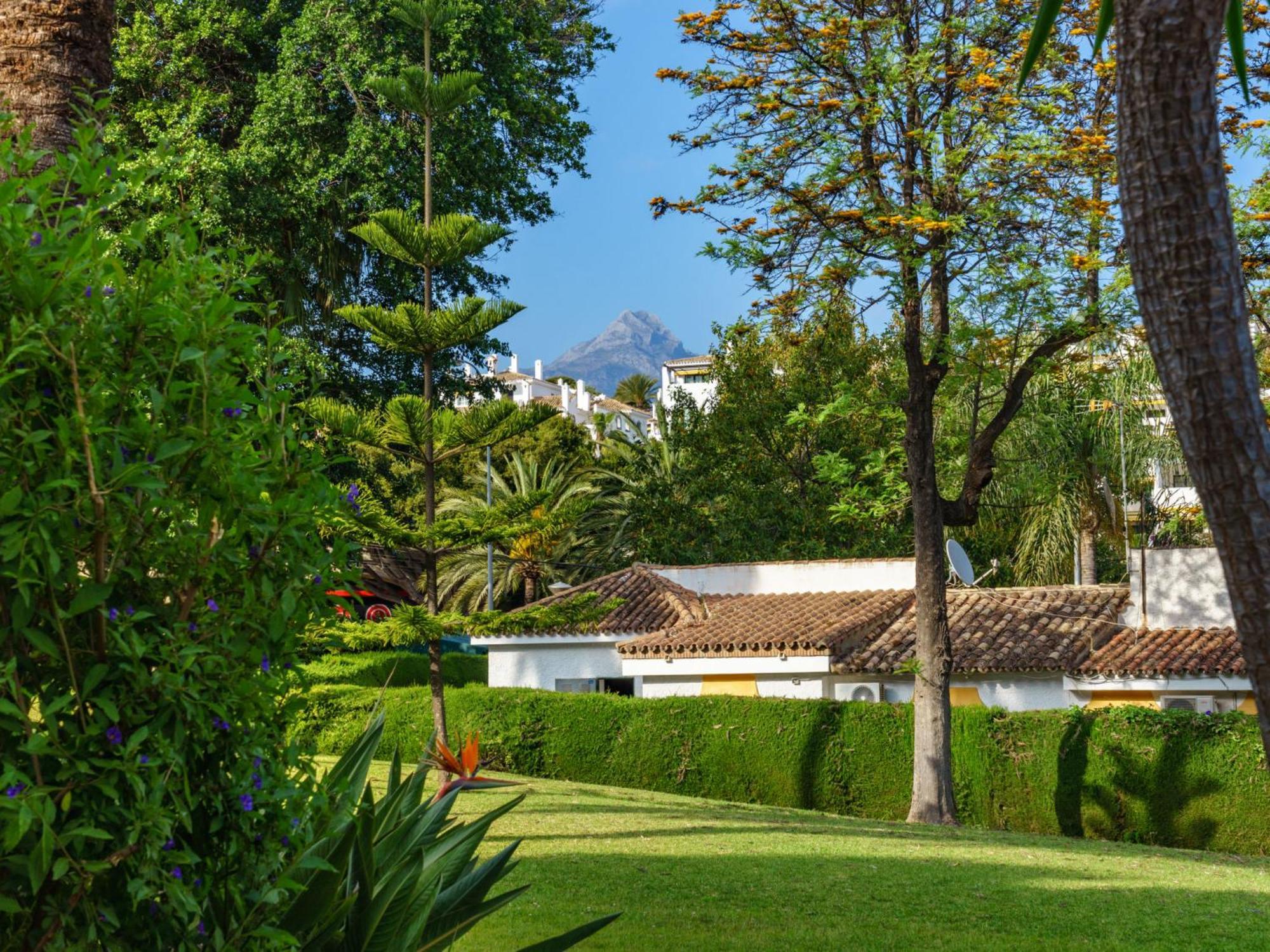 Esencia De Jazmin By Interhome Marbella