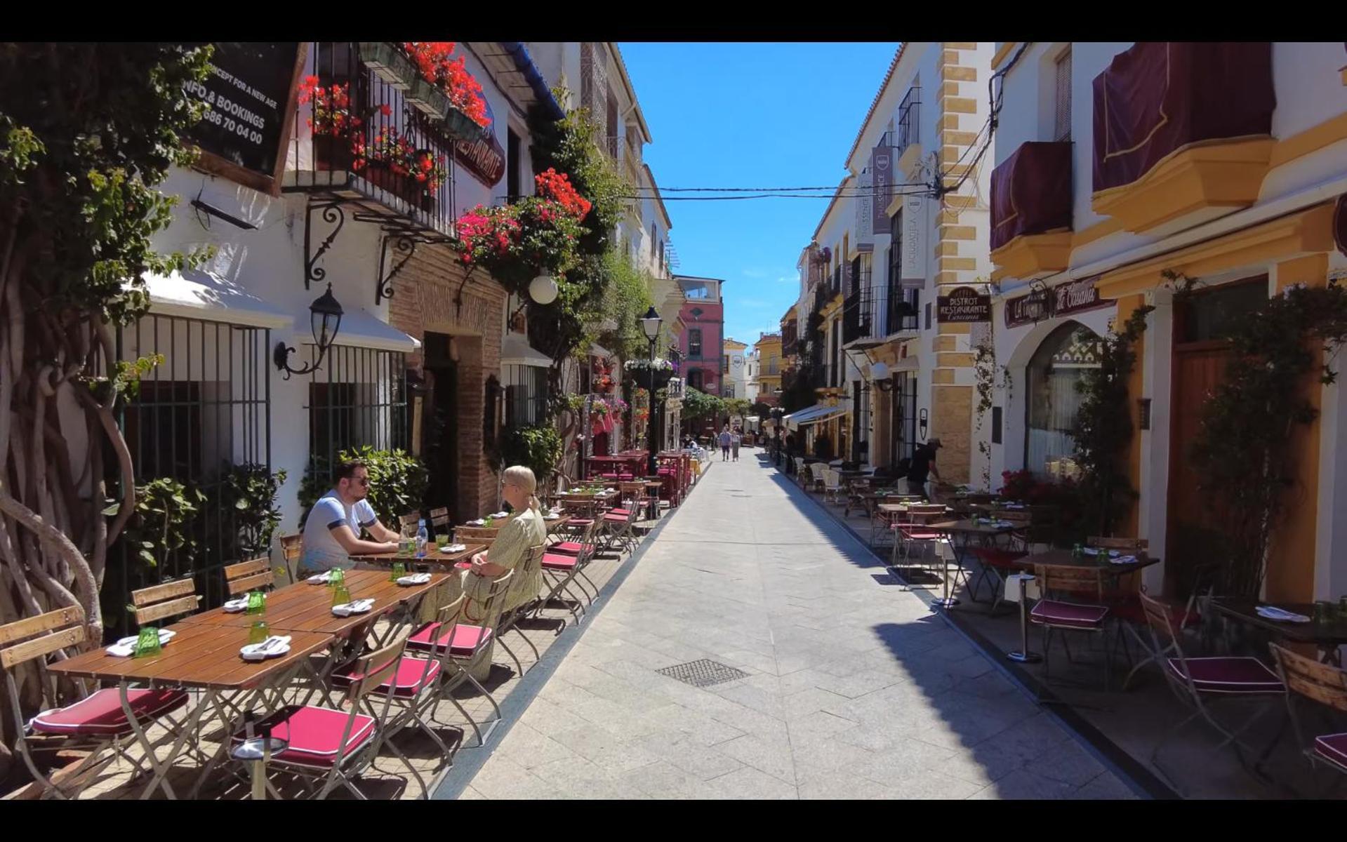 City Center Beach Access With Style Appartement