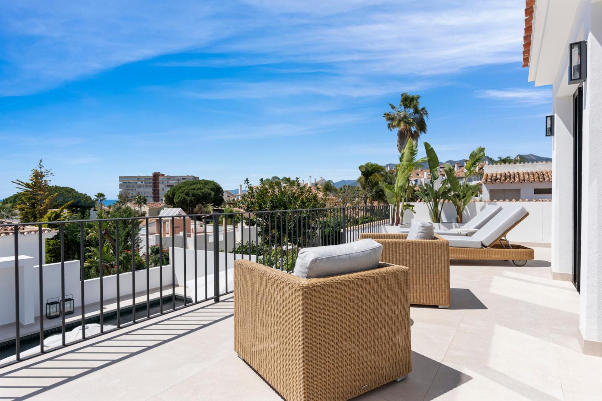 Villa 20600 - Luxurious Beachside Near *