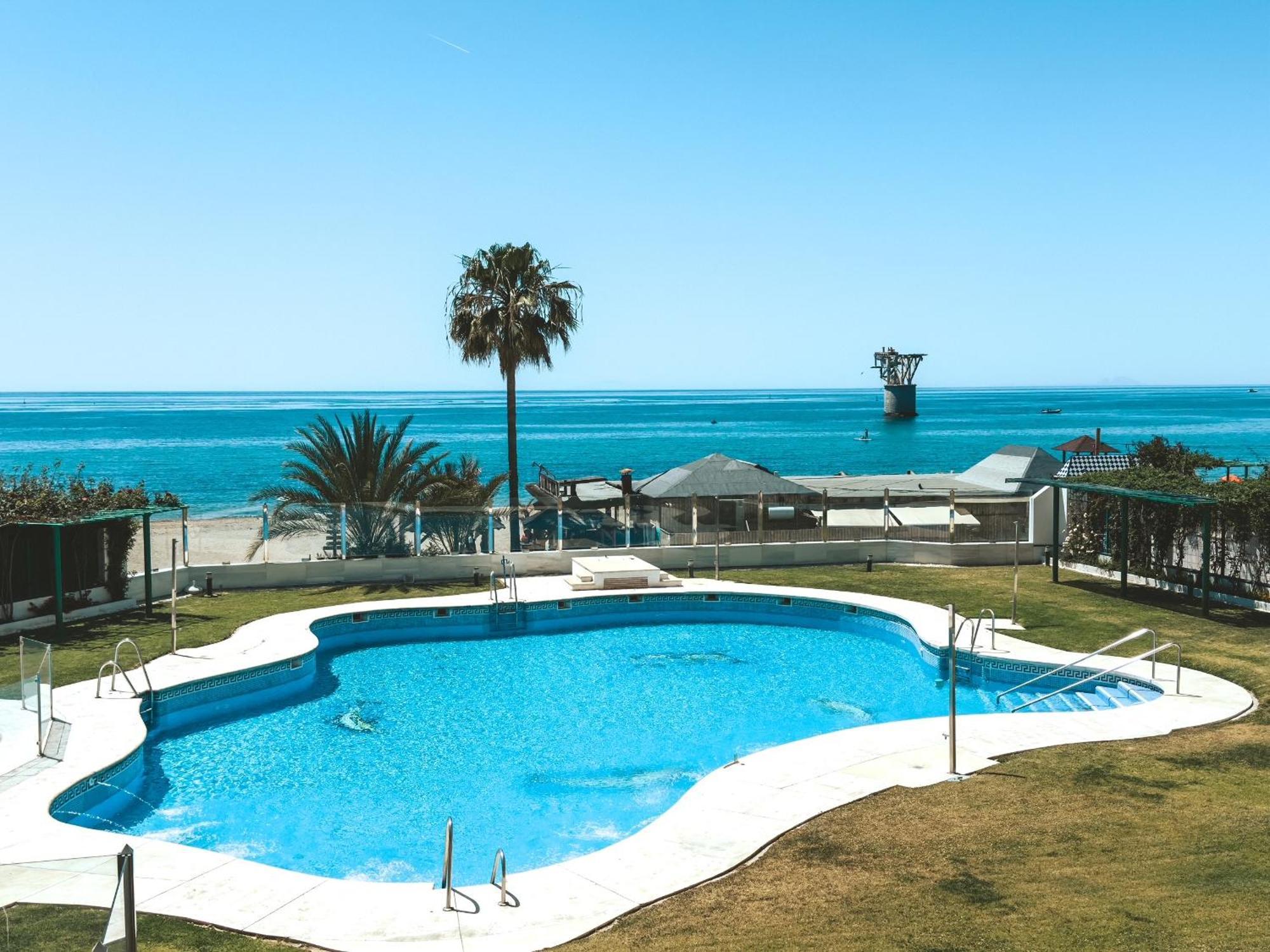 Beachfront - Exclusivo En Primera Linea De Playa Apartment
