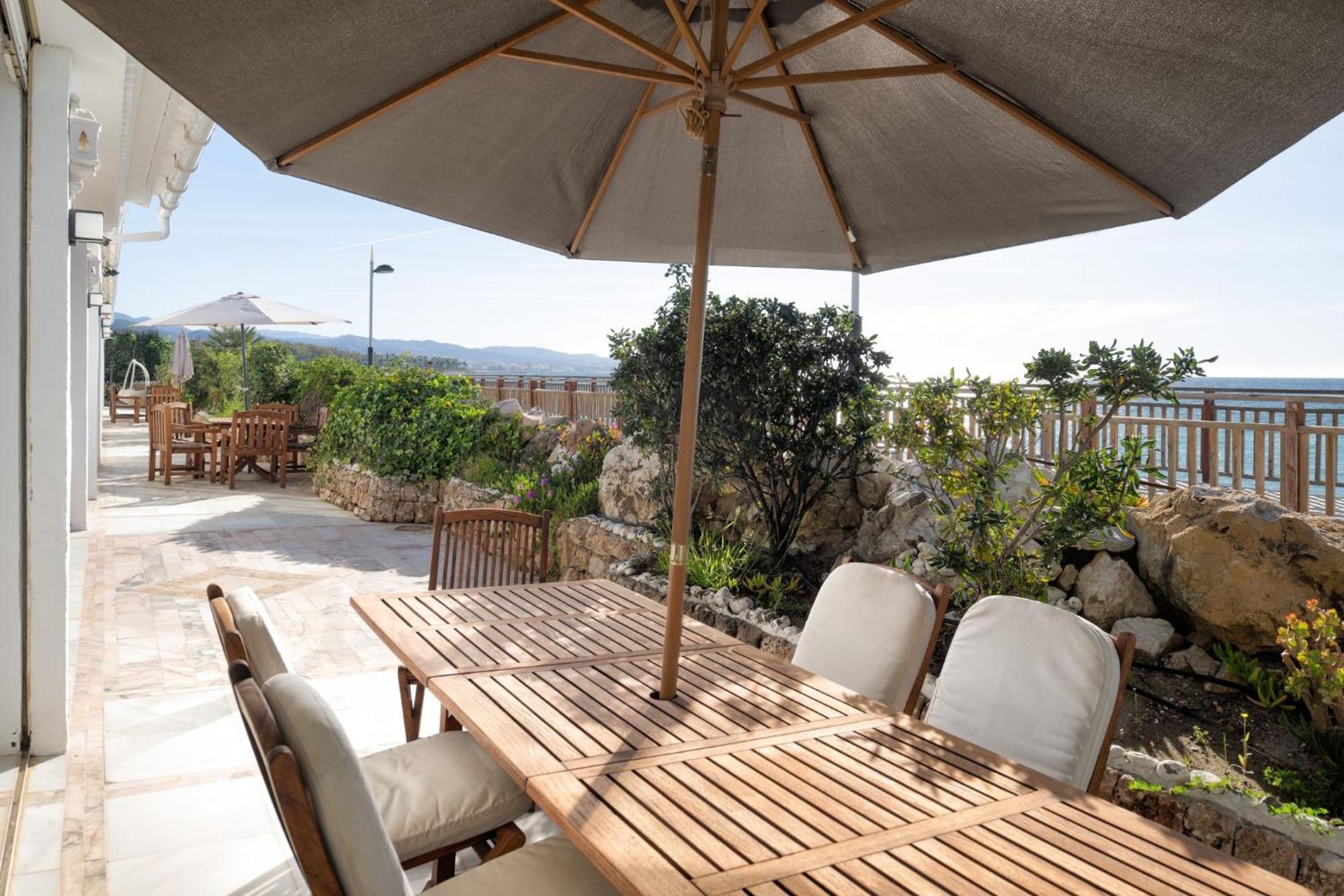 Casa Honey First Line Villa-puerto Banus Golden Mile Apartment