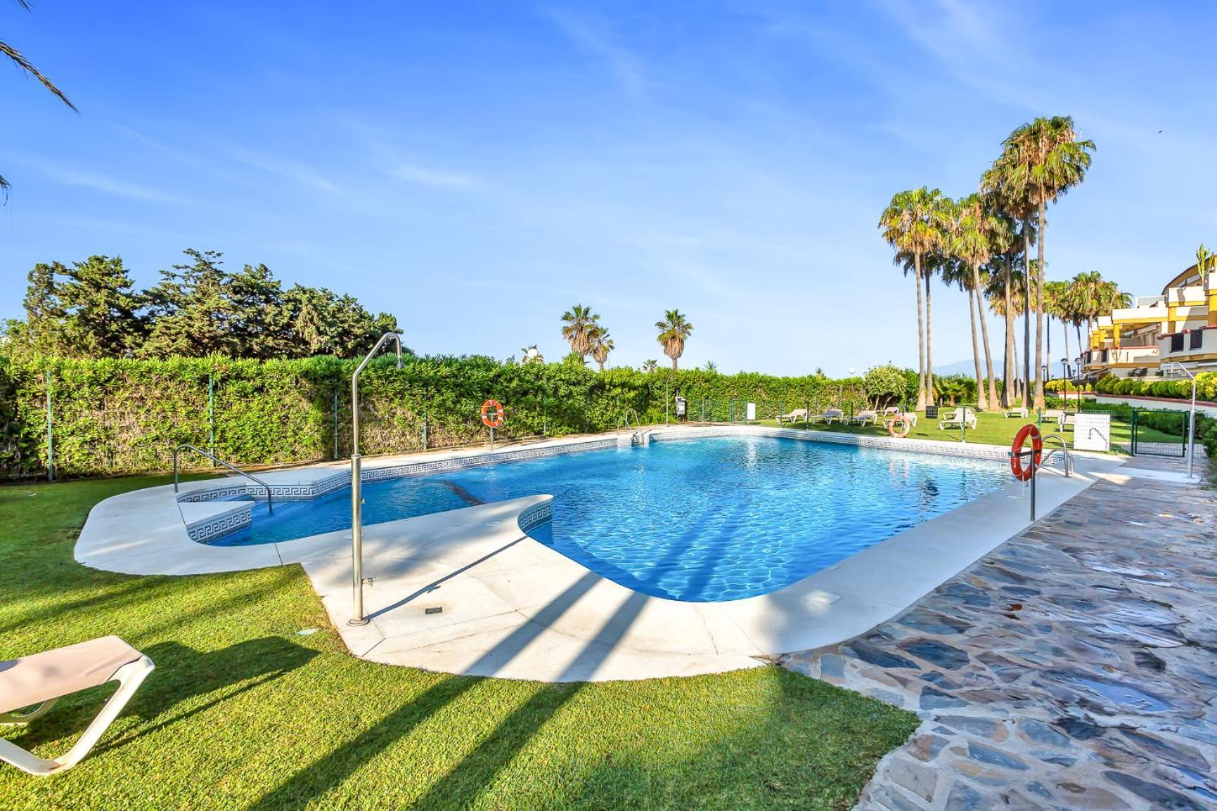 Apartamento Modern Romana Playa 723 In Marbella, Elviria Marbella