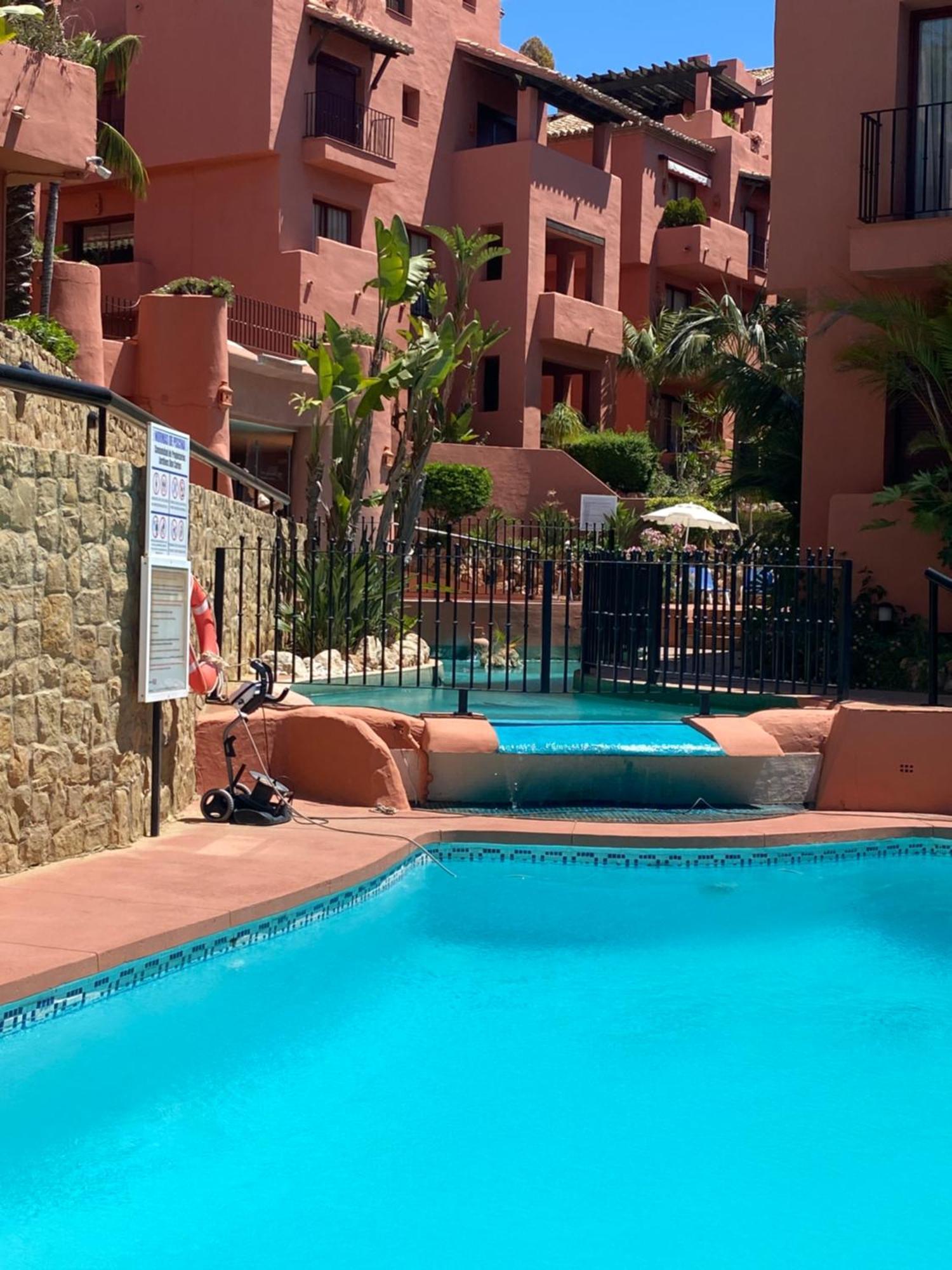Apartment Don Carlos