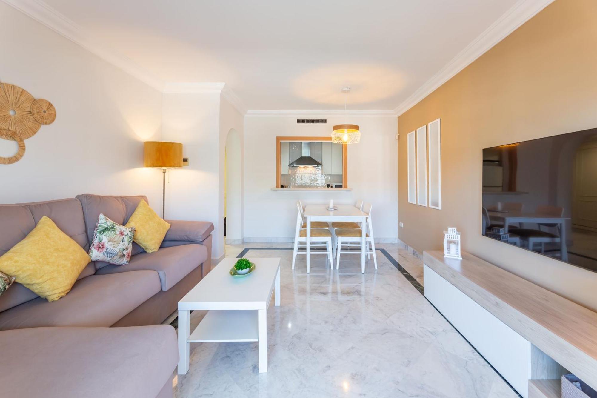 Apartment Marina Banus Ll