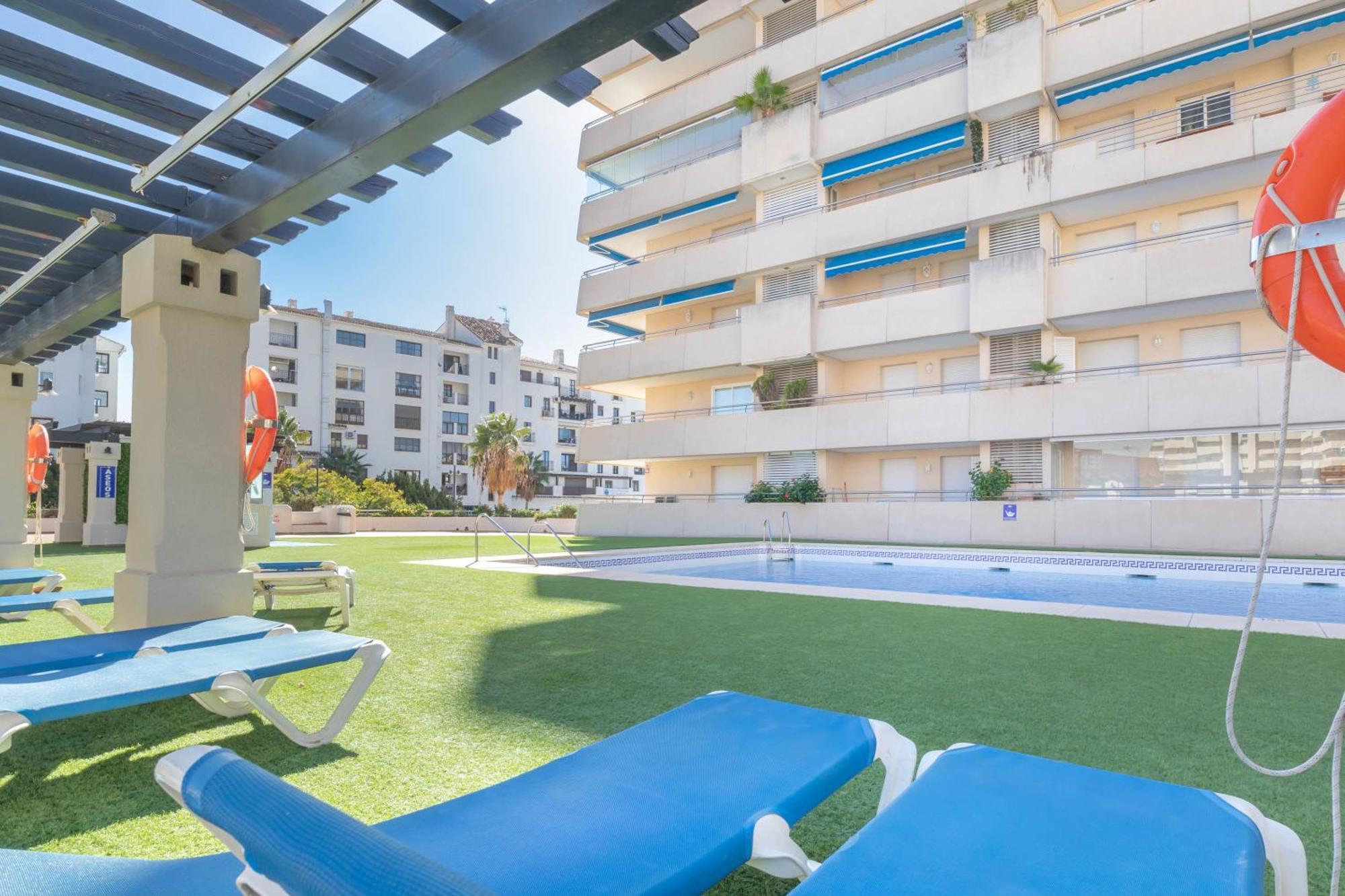 Marina Banus Ll * Marbella
