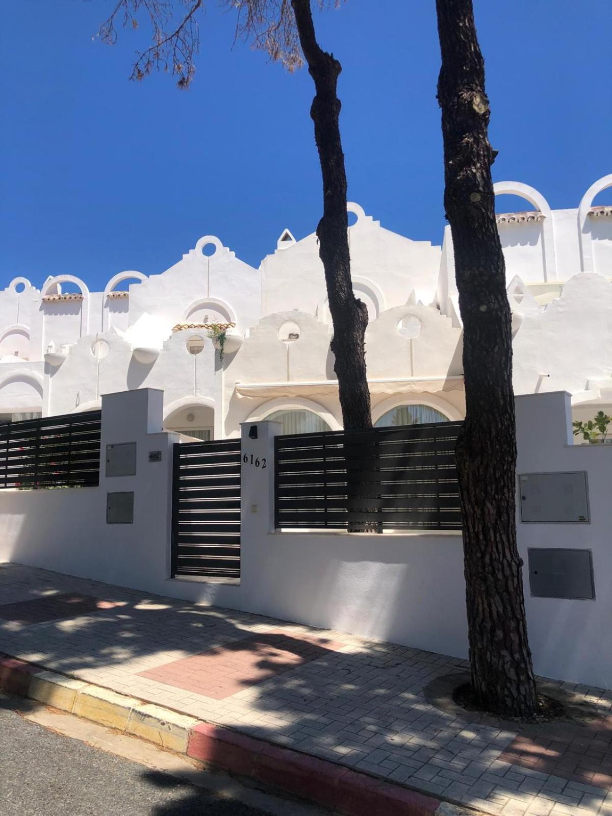 Casa Chico 2 Bedroom Townhouse 1 Mile From Marina & Beaches Apartamento