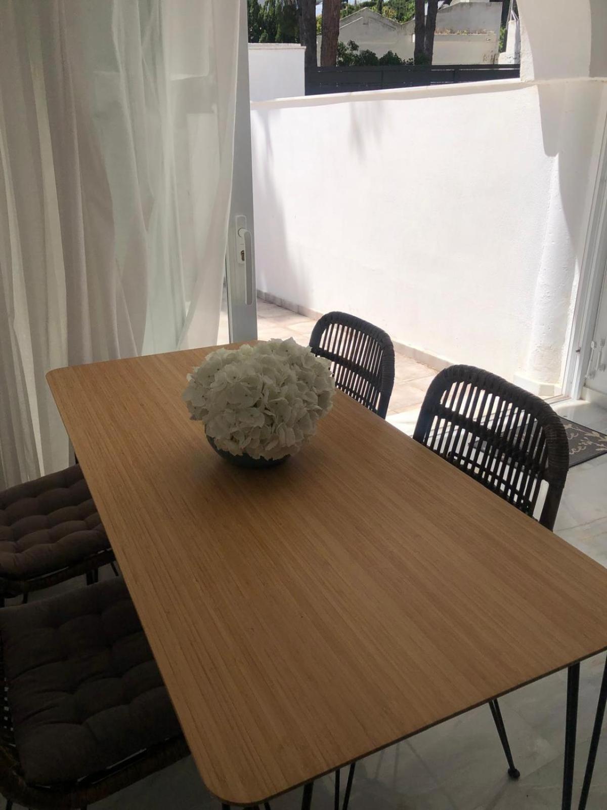 Casa Chico 2 Bedroom Townhouse 1 Mile From Marina & Beaches