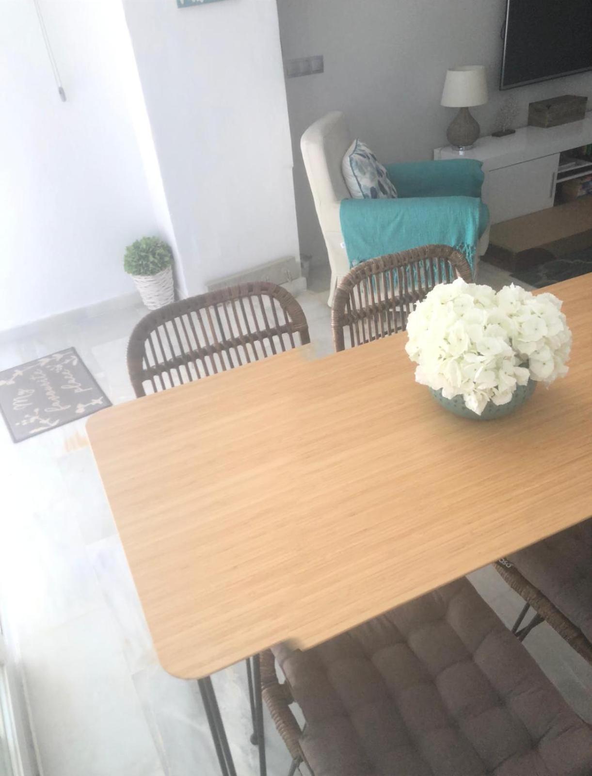 Casa Chico 2 Bedroom Townhouse 1 Mile From Marina & Beaches Apartamento Marbella
