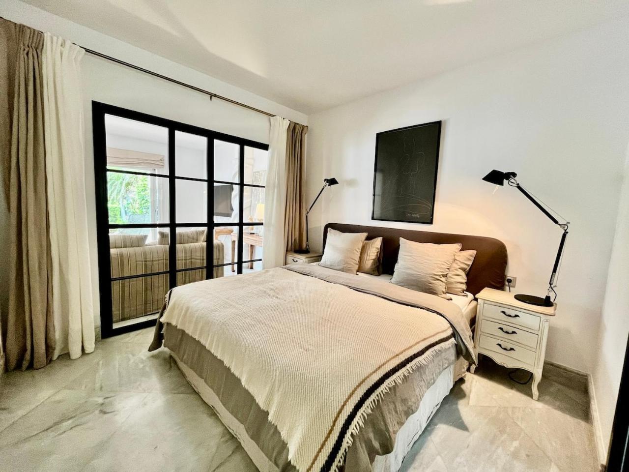Cozy Townhouse With Sea View Ferienhaus