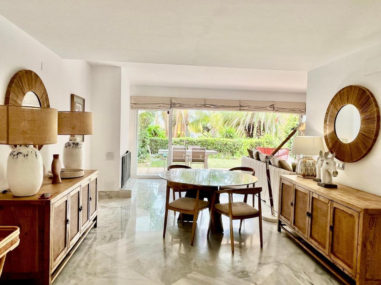 Cozy Townhouse With Sea View Ferienhaus Marbella