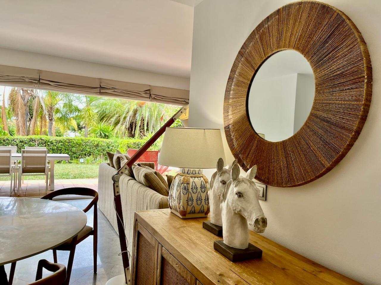 Ferienhaus Cozy Townhouse With Sea View