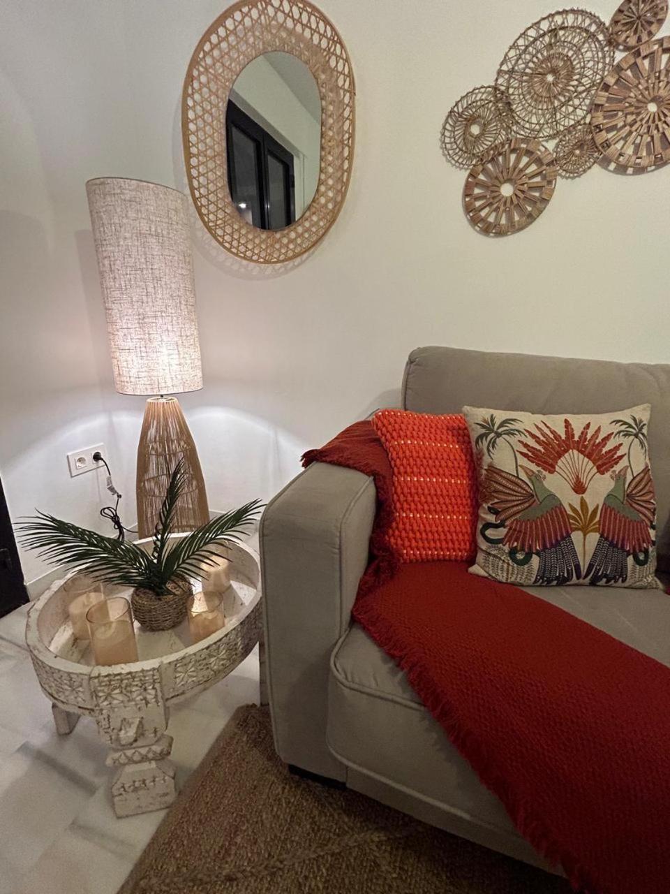 Nomad Milos Y Bali Marbella