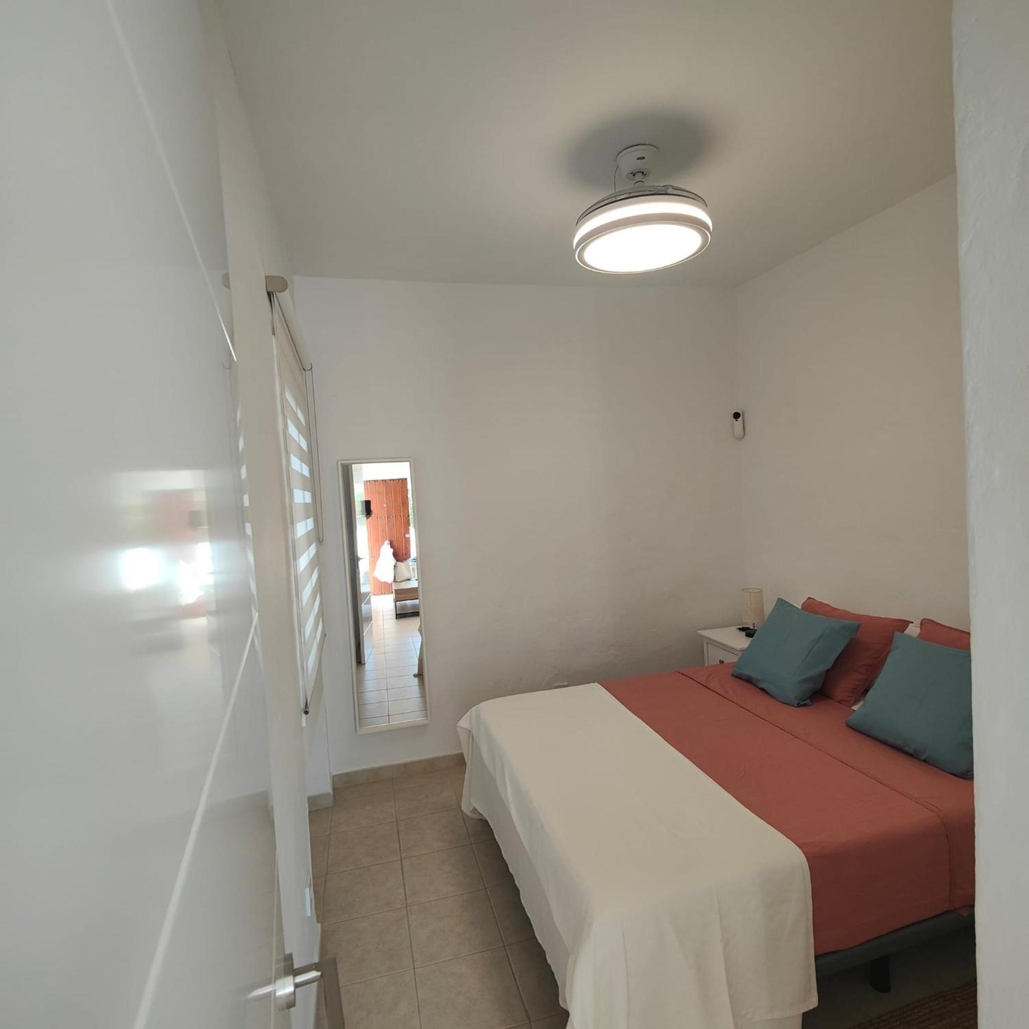 Casita En Pueblo Andaluz * Marbella