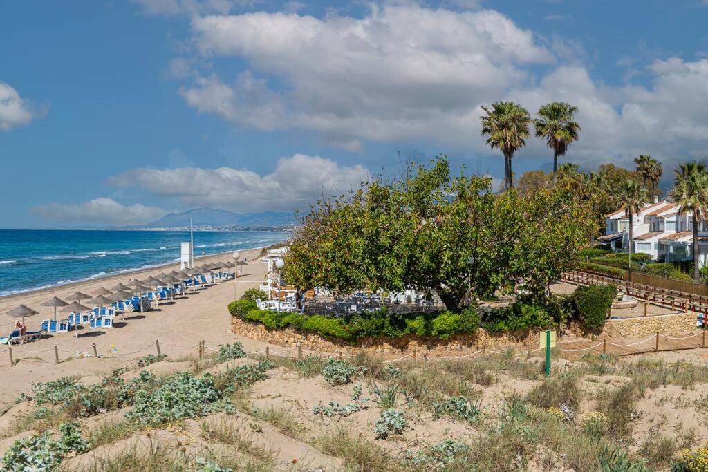 Townhouse W/ Swimming Pool And Underground Parking Marbella