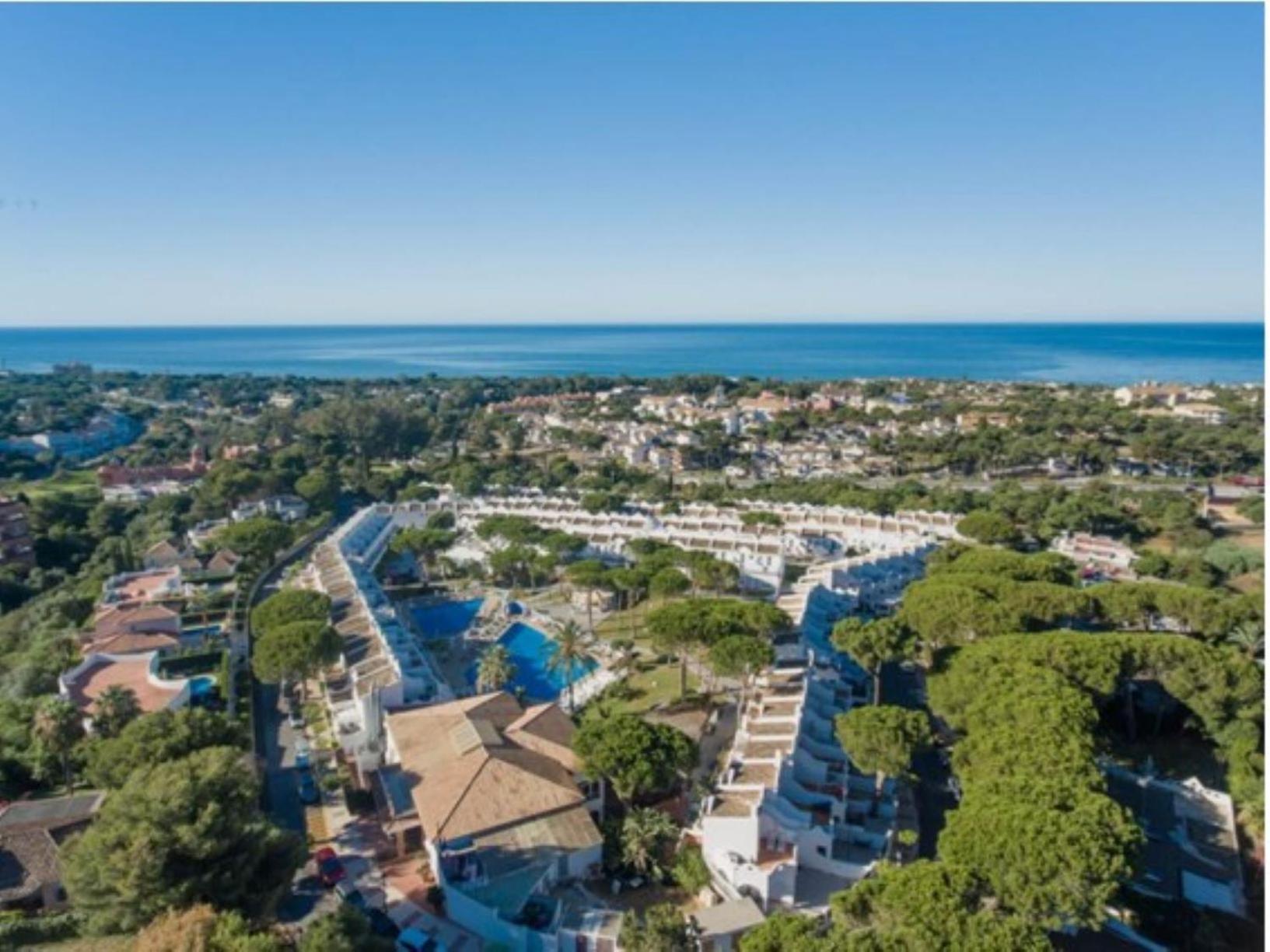 Casa Chico 2 Bedroom Townhouse 1 Mile From Marina & Beaches