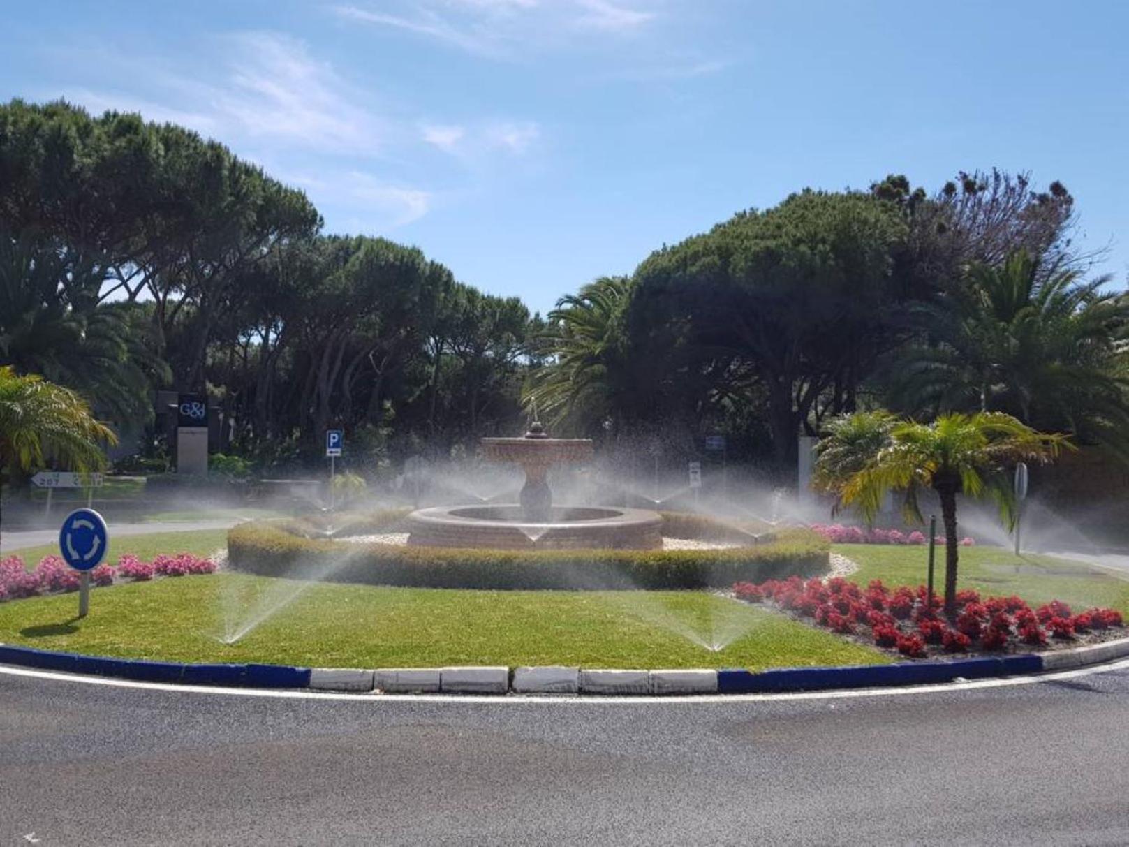 Casa Chico 2 Bedroom Townhouse 1 Mile From Marina & Beaches *