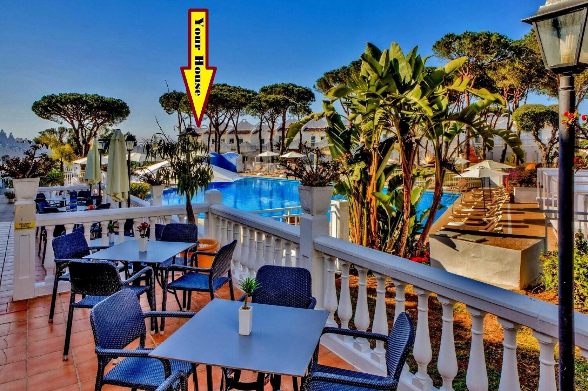 Casa Chico 2 Bedroom Townhouse 1 Mile From Marina & Beaches Apartamento Marbella