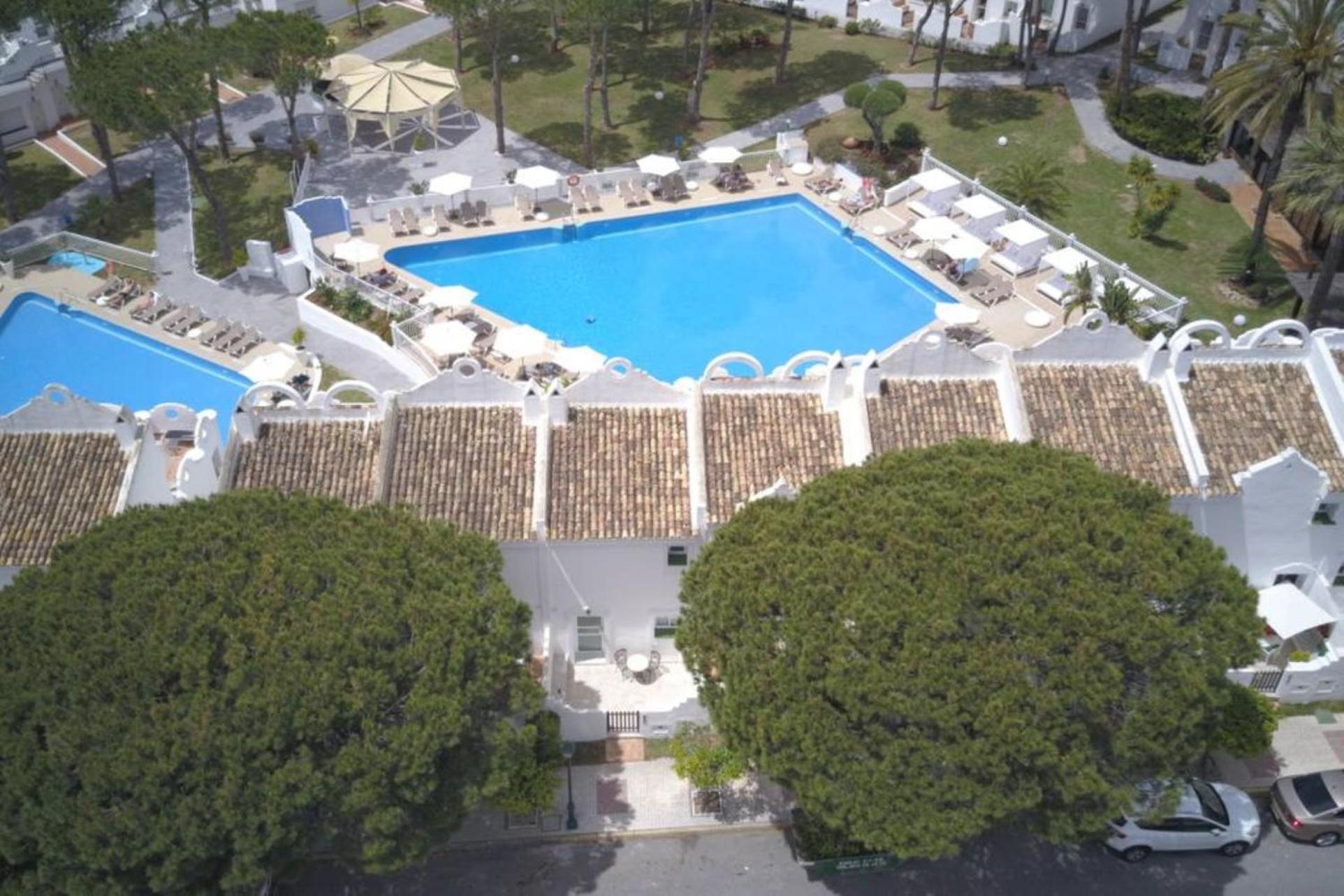 Casa Chico 2 Bedroom Townhouse 1 Mile From Marina & Beaches Apartamento Marbella